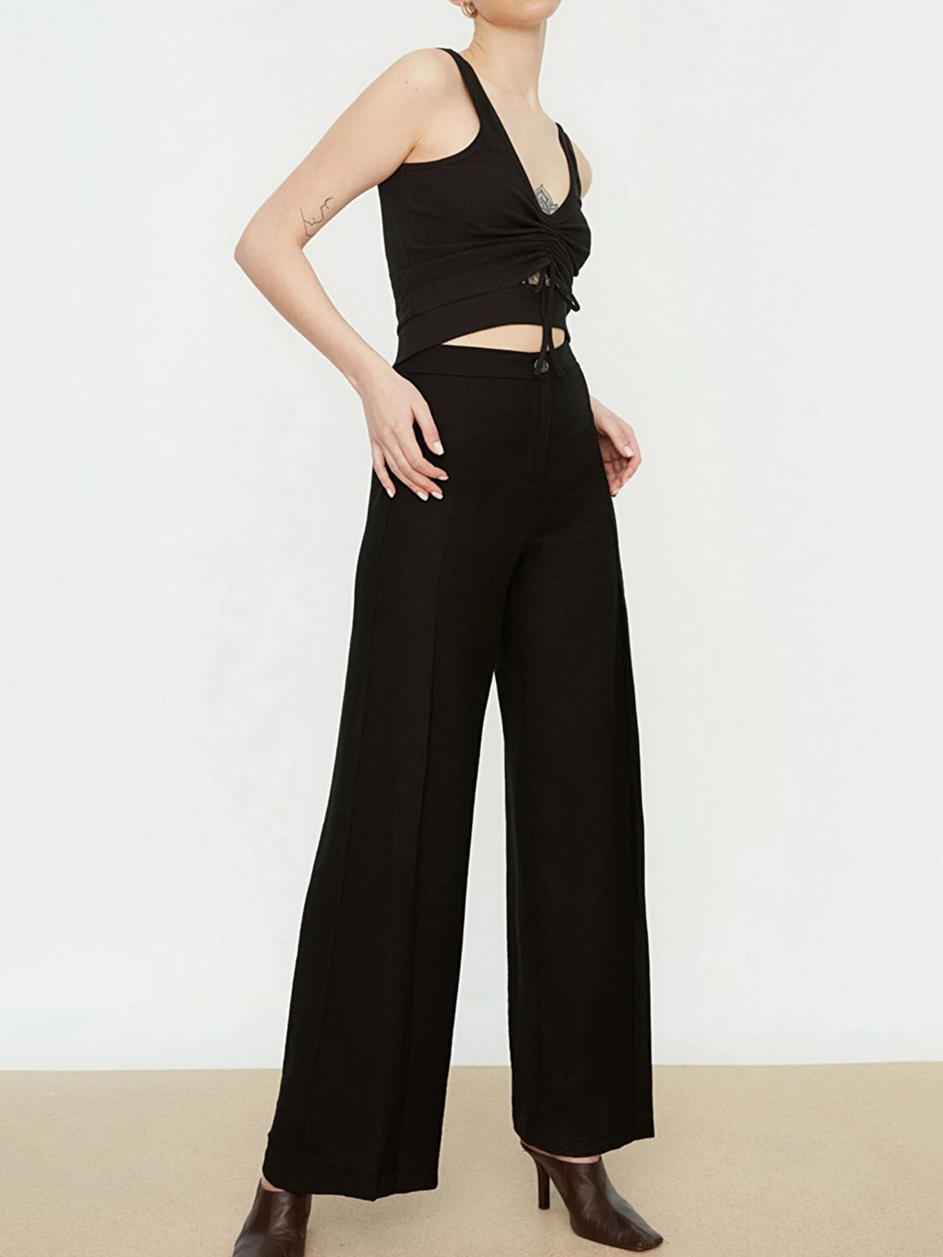 Брюки Trendyol модель TWOSS22PL0121/Siyah Фото