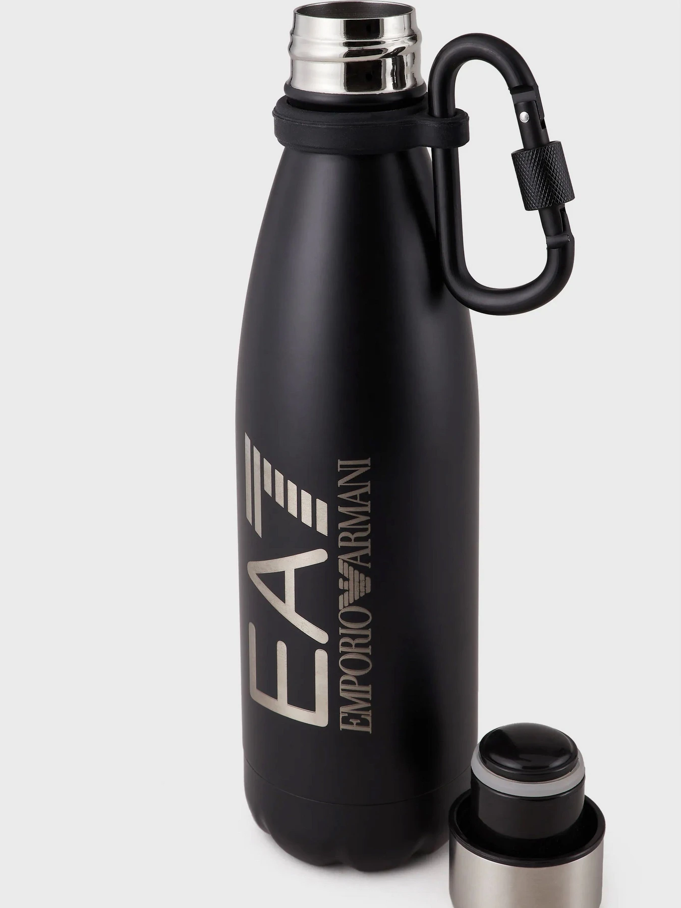 Бутылка EA7 модель 276195-2R900-00020 Бутылка EA7 модель 276195-2R900-00020 Фото