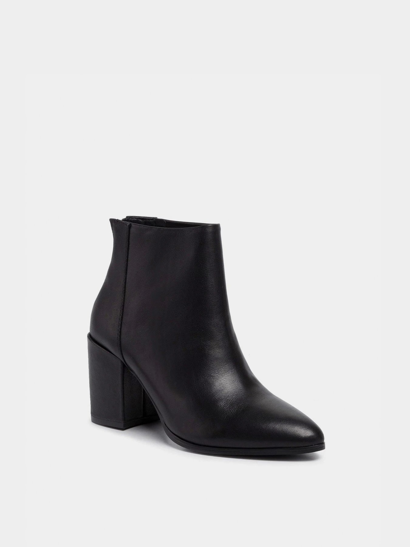 Ботинки и сапоги Steve Madden модель SM11000715-BLACK LEATHER Ботинки и сапоги Steve Madden модель SM11000715-BLACK LEATHER Фото