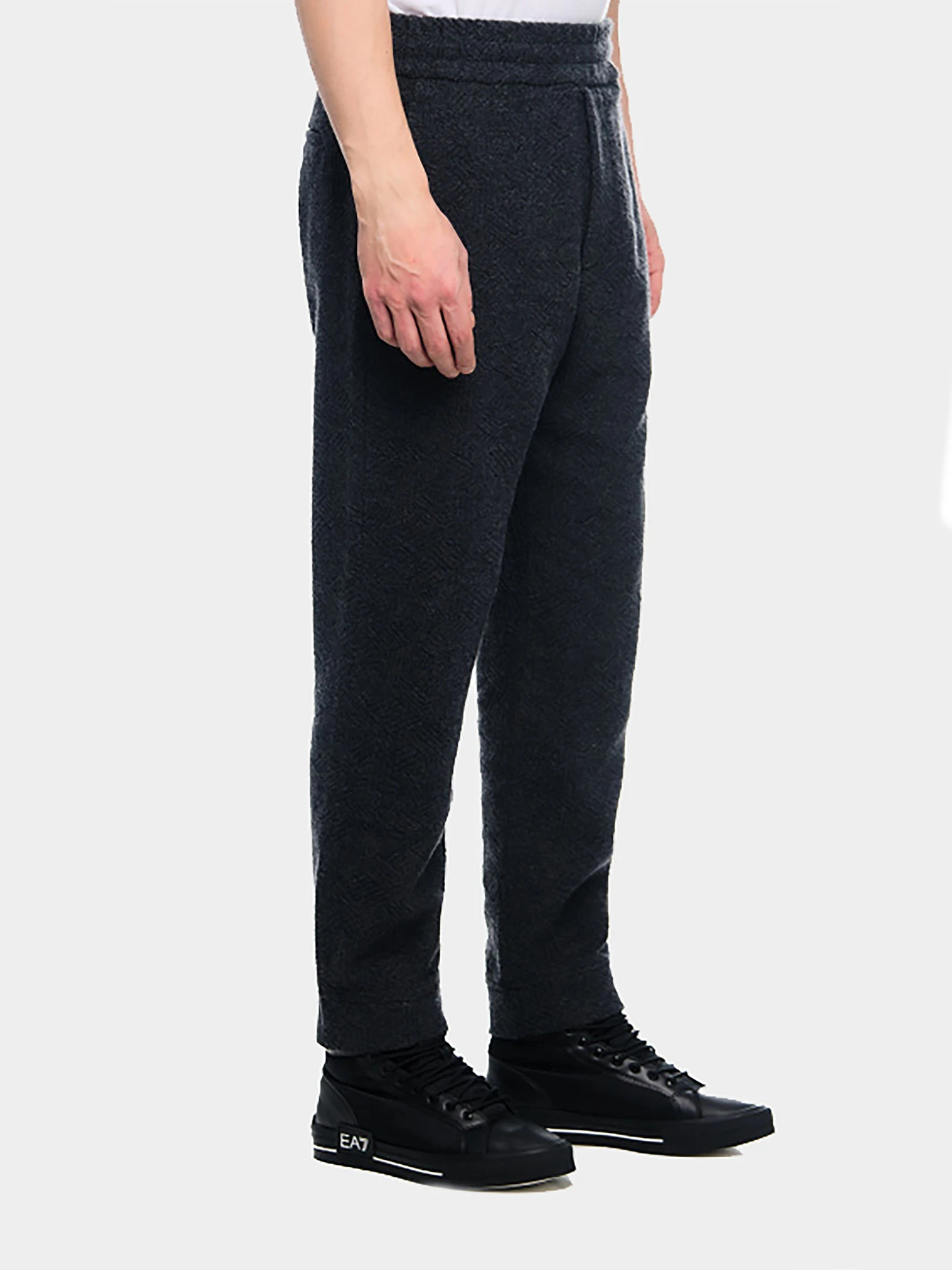 Брюки Emporio Armani модель 6L1P6S-1JZ3Z-0667 Брюки Emporio Armani модель 6L1P6S-1JZ3Z-0667 Фото