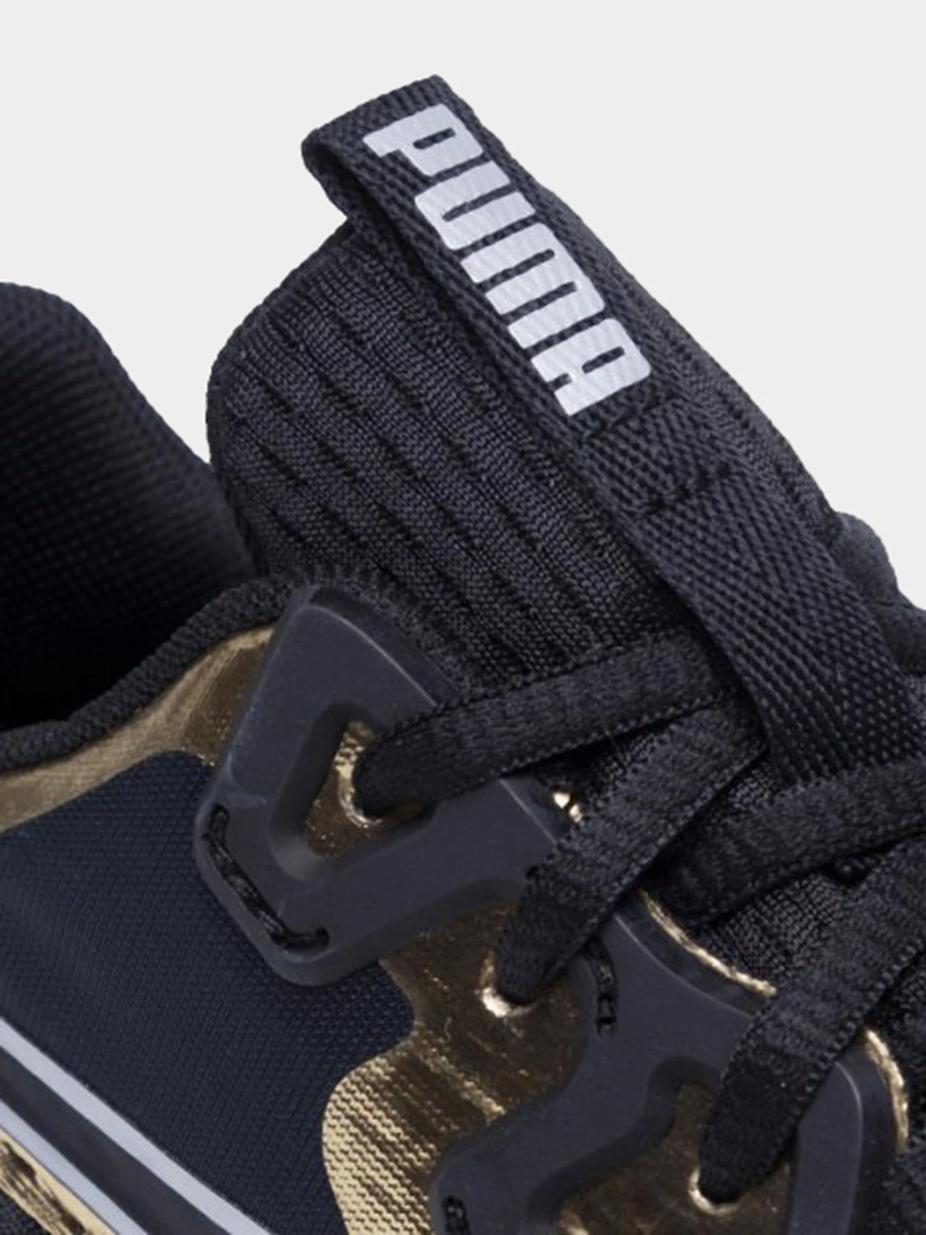 Кроссовки PUMA модель 19303202 Кроссовки PUMA модель 19303202 Фото