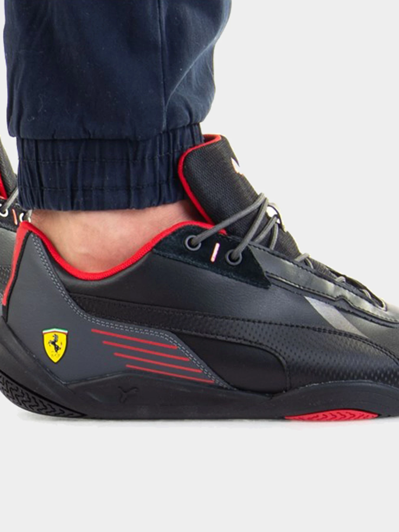 Кроссовки PUMA модель 30686504 Кроссовки PUMA модель 30686504 Фото