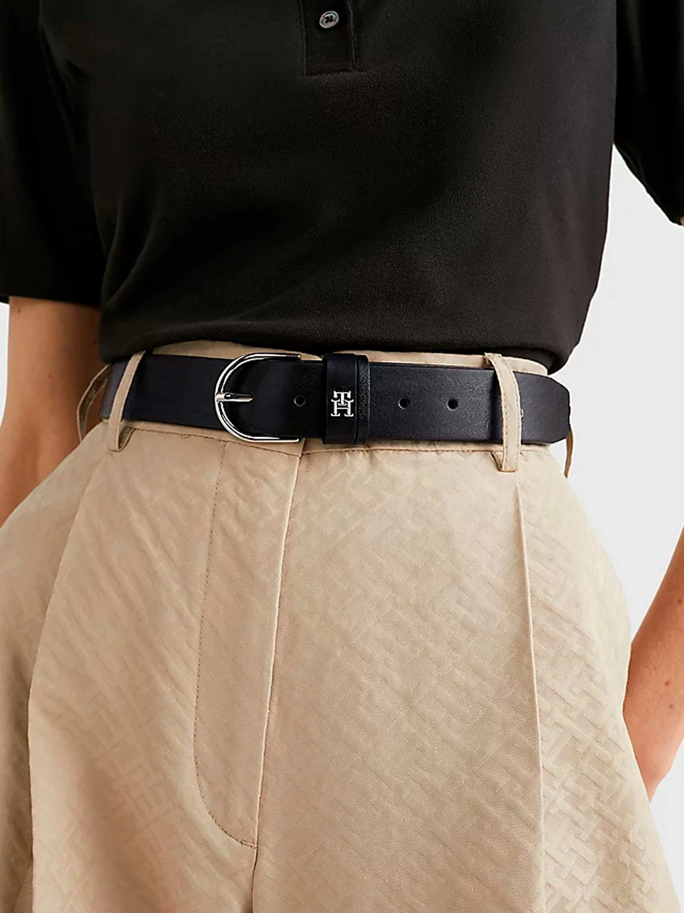 Ремни Tommy Hilfiger модель AW0AW14626-BDS Ремни Tommy Hilfiger модель AW0AW14626-BDS Фото