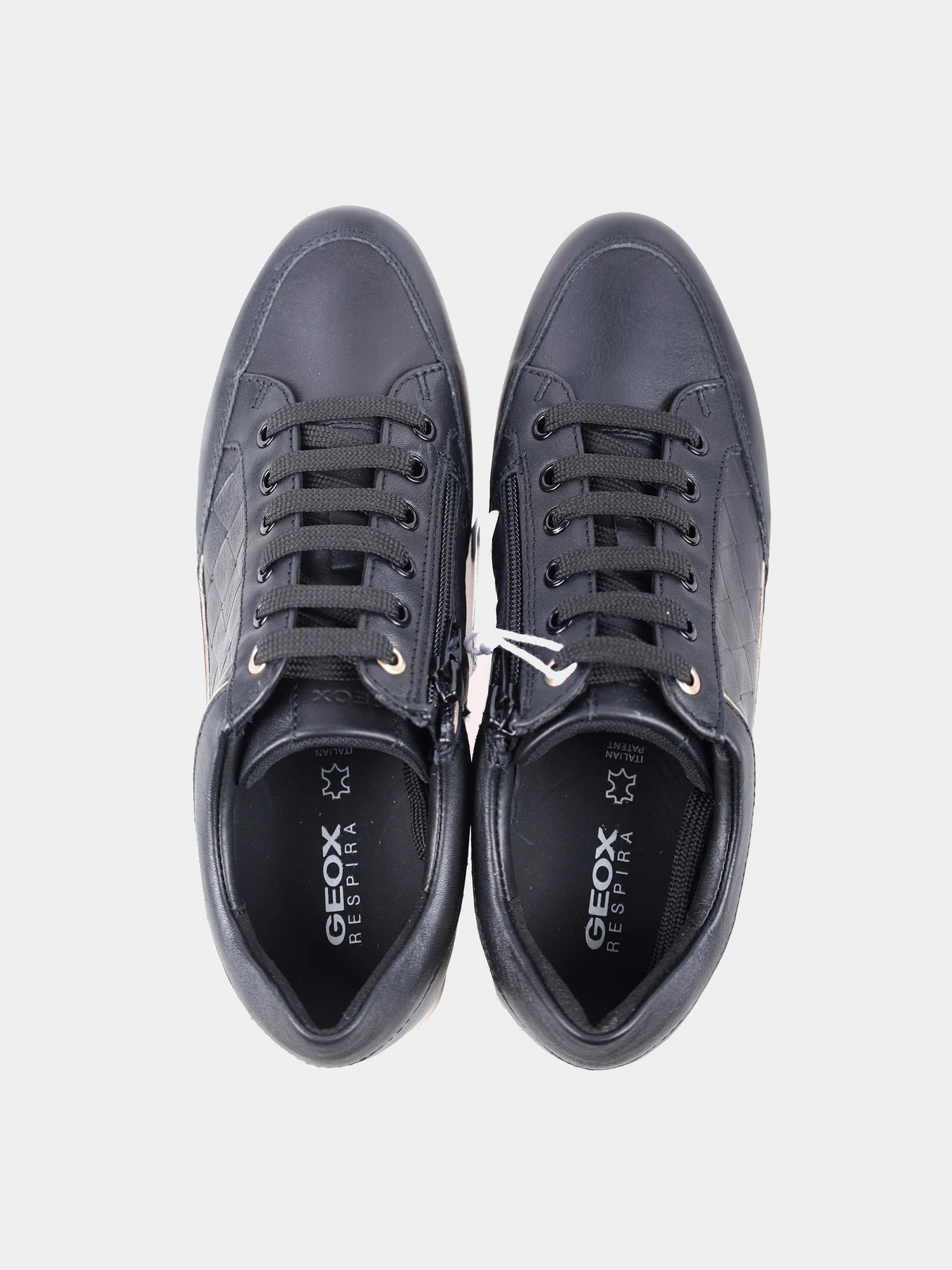 Кроссовки Geox модель D3568A-08547-C9999 Кроссовки Geox модель D3568A-08547-C9999 Фото