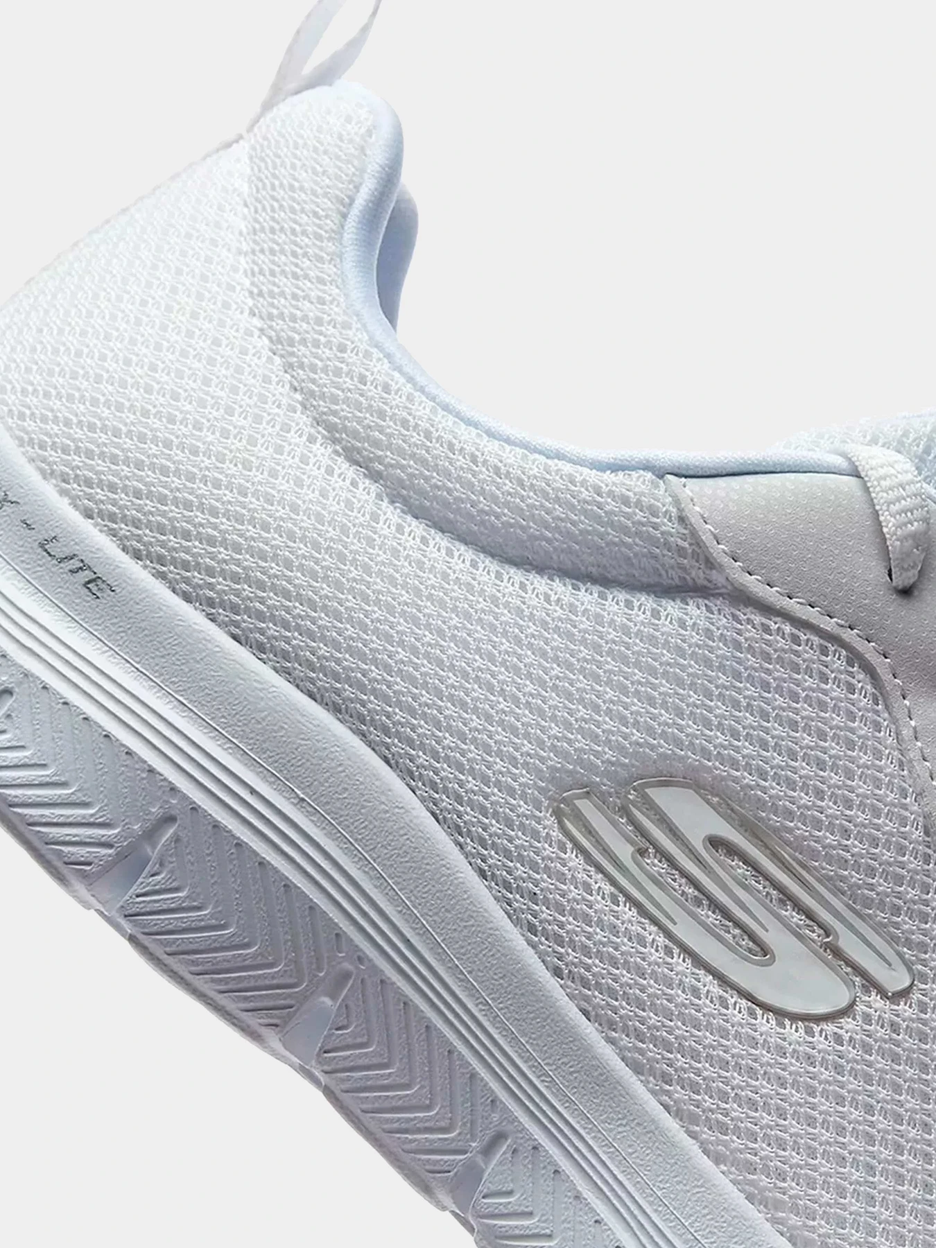 Кроссовки Skechers модель 149303 WHT Кроссовки Skechers модель 149303 WHT Фото