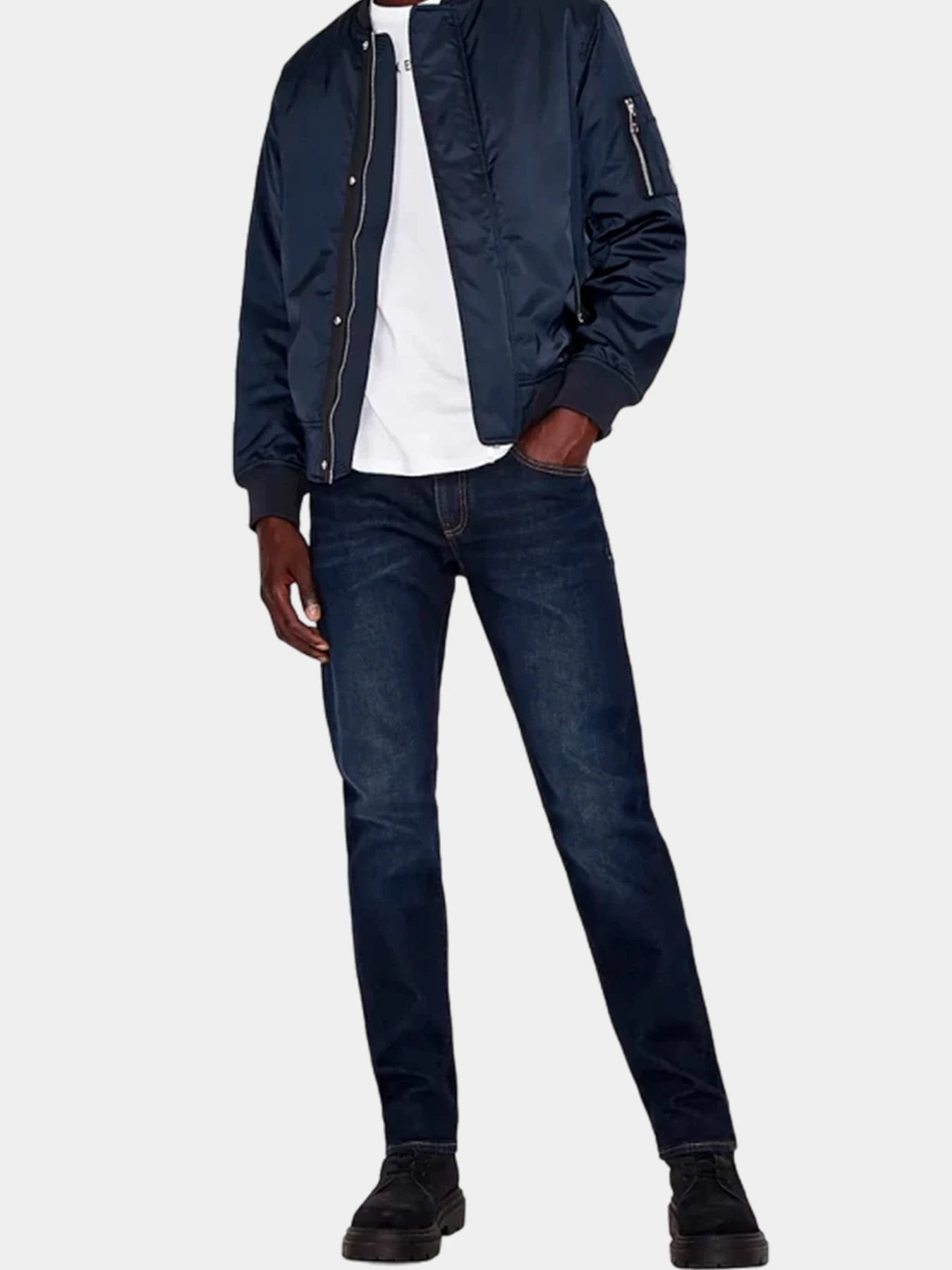 Джинсы Armani Exchange модель 3RZJ13-Z5SNZ-1500 Джинсы Armani Exchange модель 3RZJ13-Z5SNZ-1500 Фото