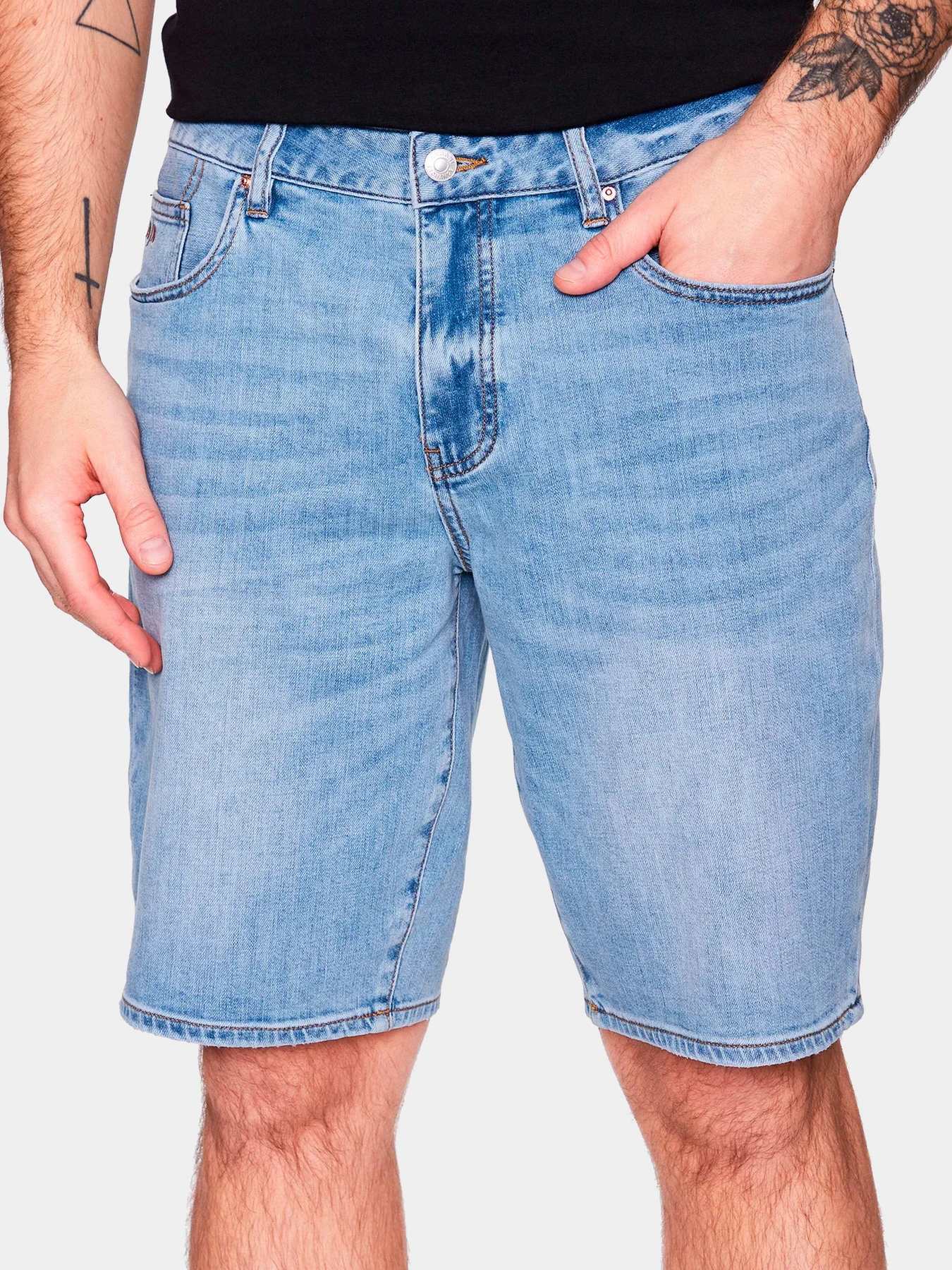 Шорты Armani Exchange модель 3RZJ65-Z3UGZ-1500 Шорты Armani Exchange модель 3RZJ65-Z3UGZ-1500 Фото