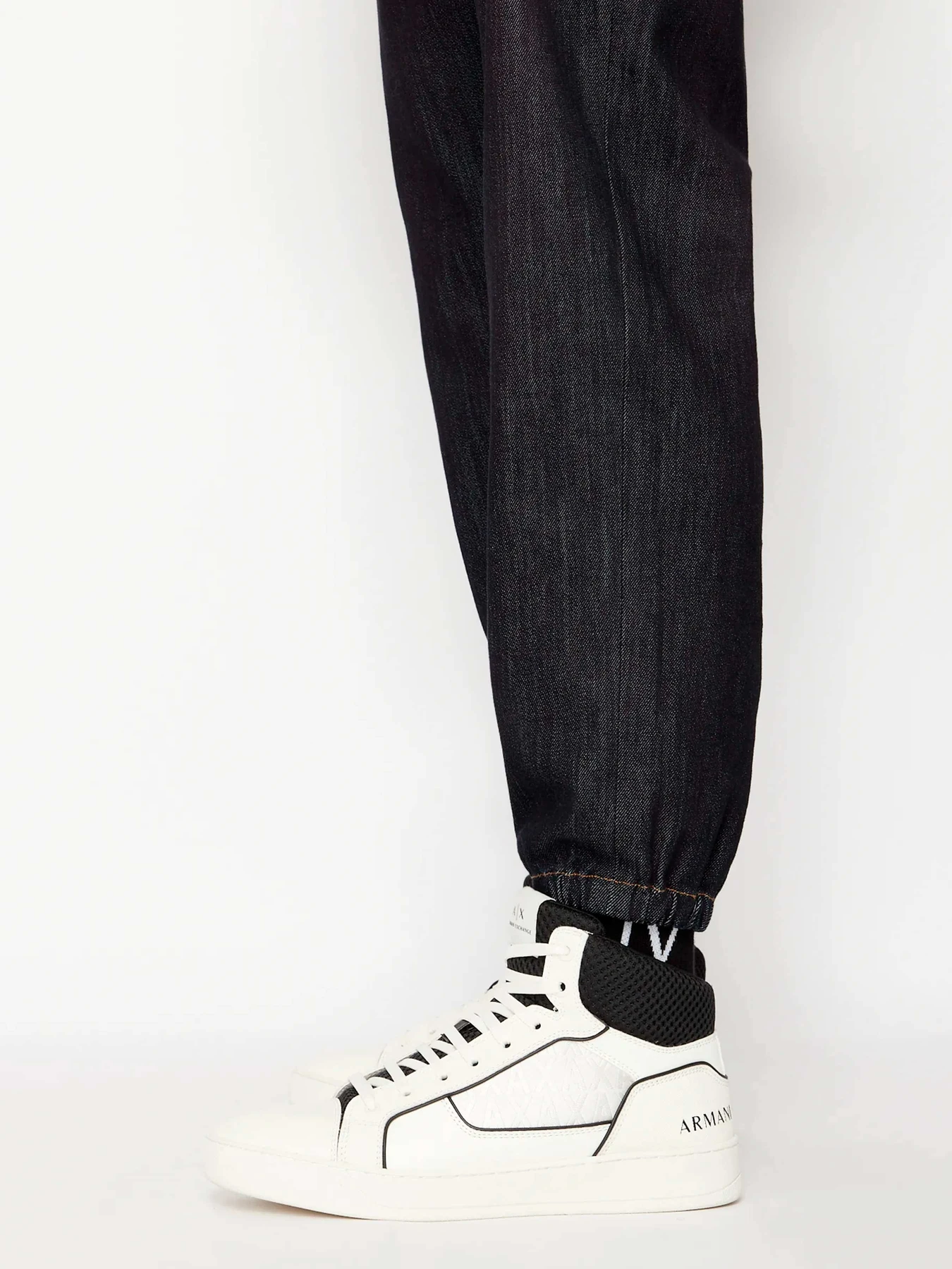 Джинсы Armani Exchange модель 3RZJ76-Z1X1Z-1500 Джинсы Armani Exchange модель 3RZJ76-Z1X1Z-1500 Фото