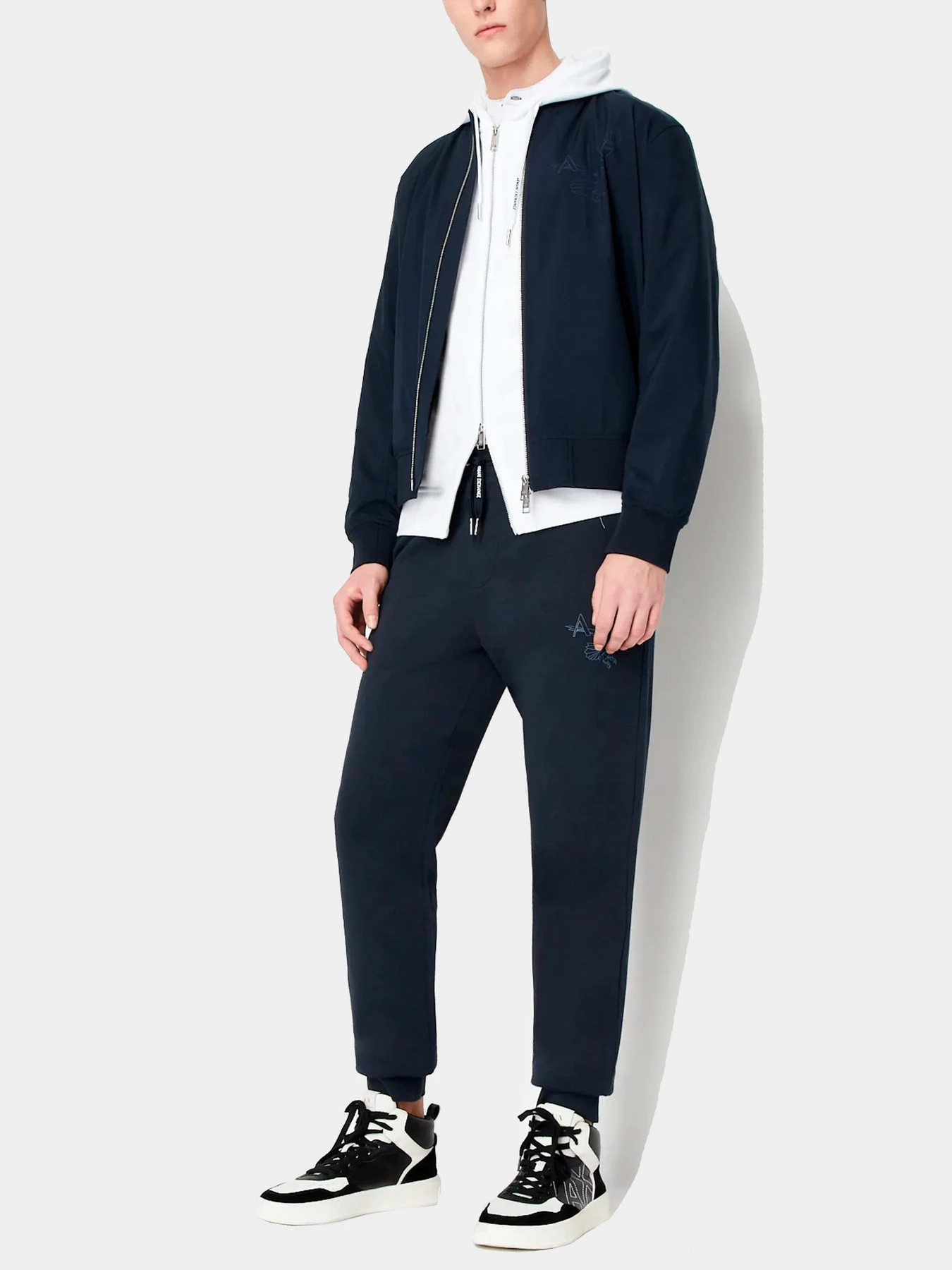 Брюки Armani Exchange модель 3RZPAQ-ZJTDZ-1510 Брюки Armani Exchange модель 3RZPAQ-ZJTDZ-1510 Фото