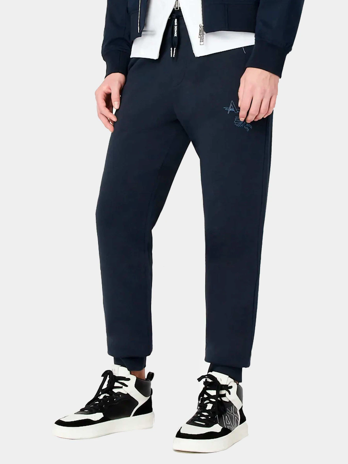 Брюки Armani Exchange модель 3RZPAQ-ZJTDZ-1510 Брюки Armani Exchange модель 3RZPAQ-ZJTDZ-1510 Фото