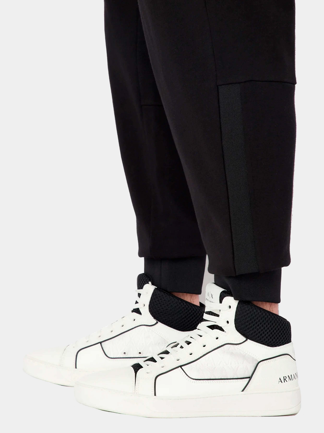 Брюки Armani Exchange модель 3RZPHG-ZJ7KZ-1200 Брюки Armani Exchange модель 3RZPHG-ZJ7KZ-1200 Фото