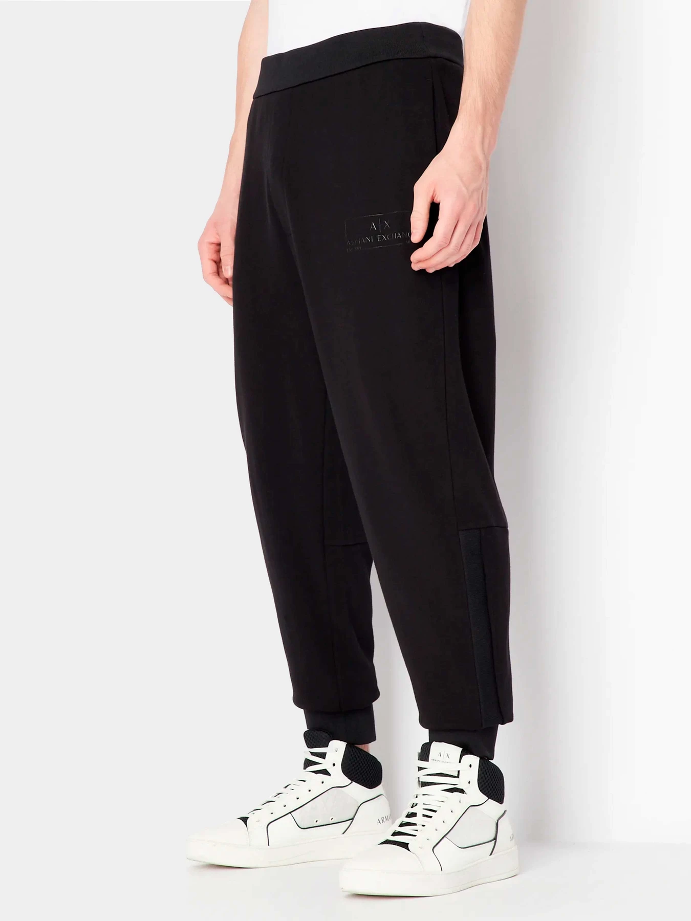 Брюки Armani Exchange модель 3RZPHG-ZJ7KZ-1200 Брюки Armani Exchange модель 3RZPHG-ZJ7KZ-1200 Фото