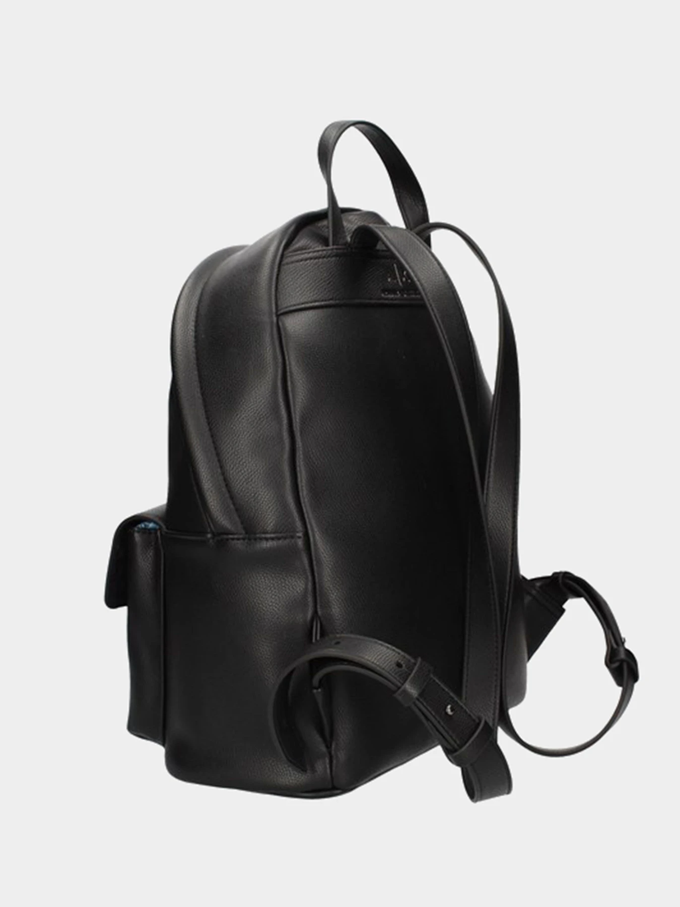 Рюкзаки Armani Exchange модель 942916-CC788-00020 Рюкзаки Armani Exchange модель 942916-CC788-00020 Фото