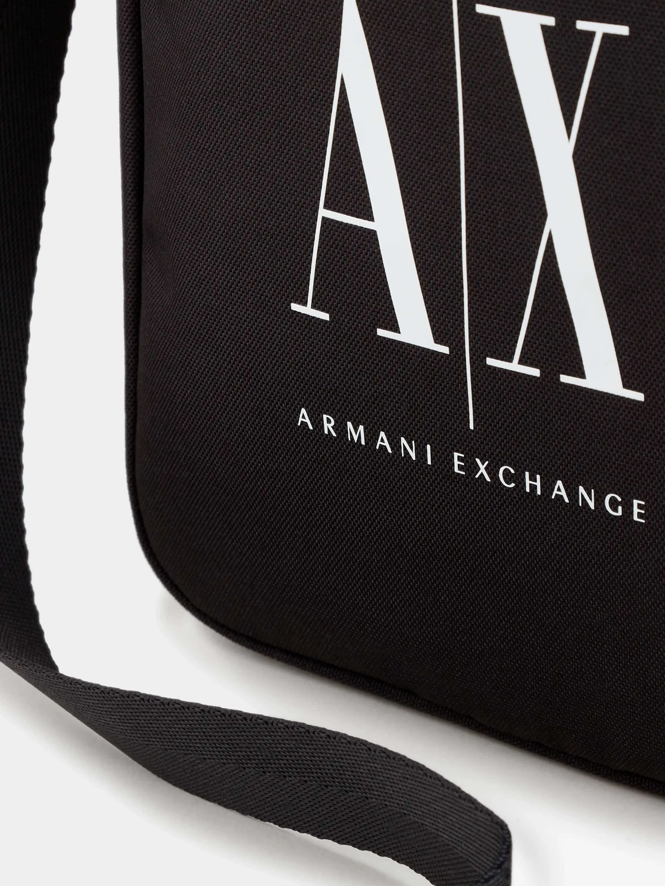 Сумки Armani Exchange модель 952337-CC124-00020 Фото