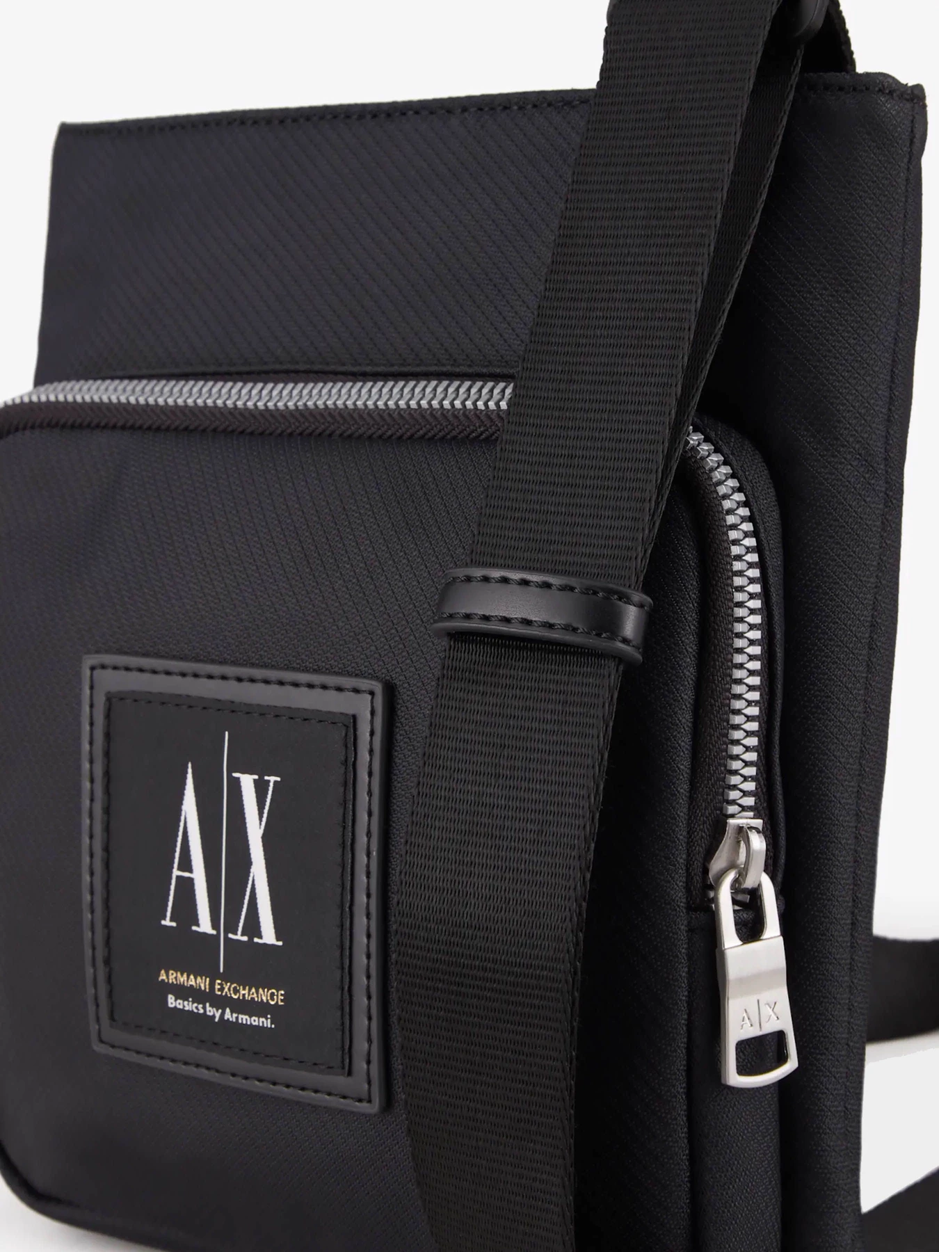 Сумки Armani Exchange модель 952521-3R839-00020 Фото