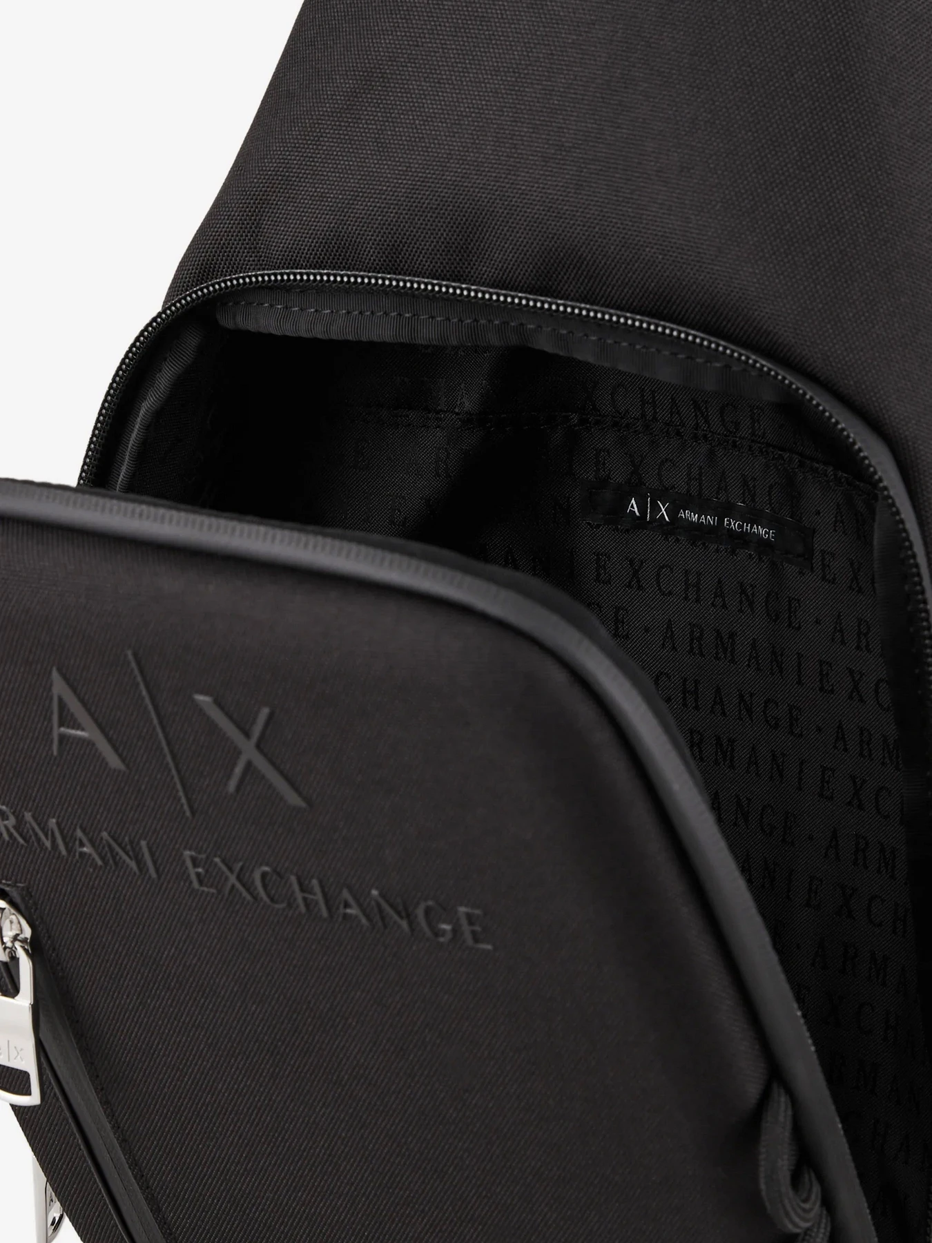 Сумки Armani Exchange модель 952535-CC844-00020 Фото