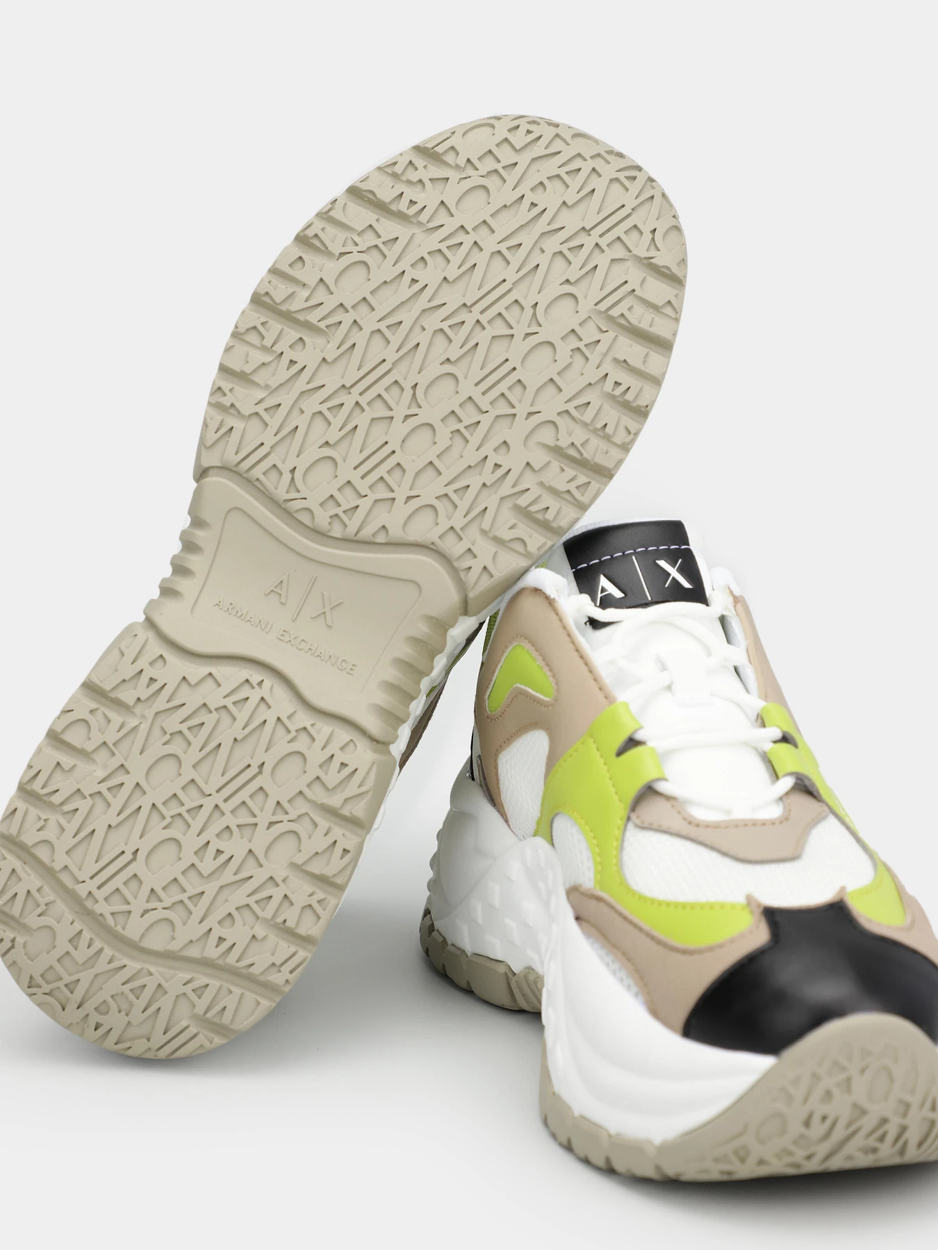 Кроссовки Armani Exchange модель XDX120-XV708-S600 Кроссовки Armani Exchange модель XDX120-XV708-S600 Фото
