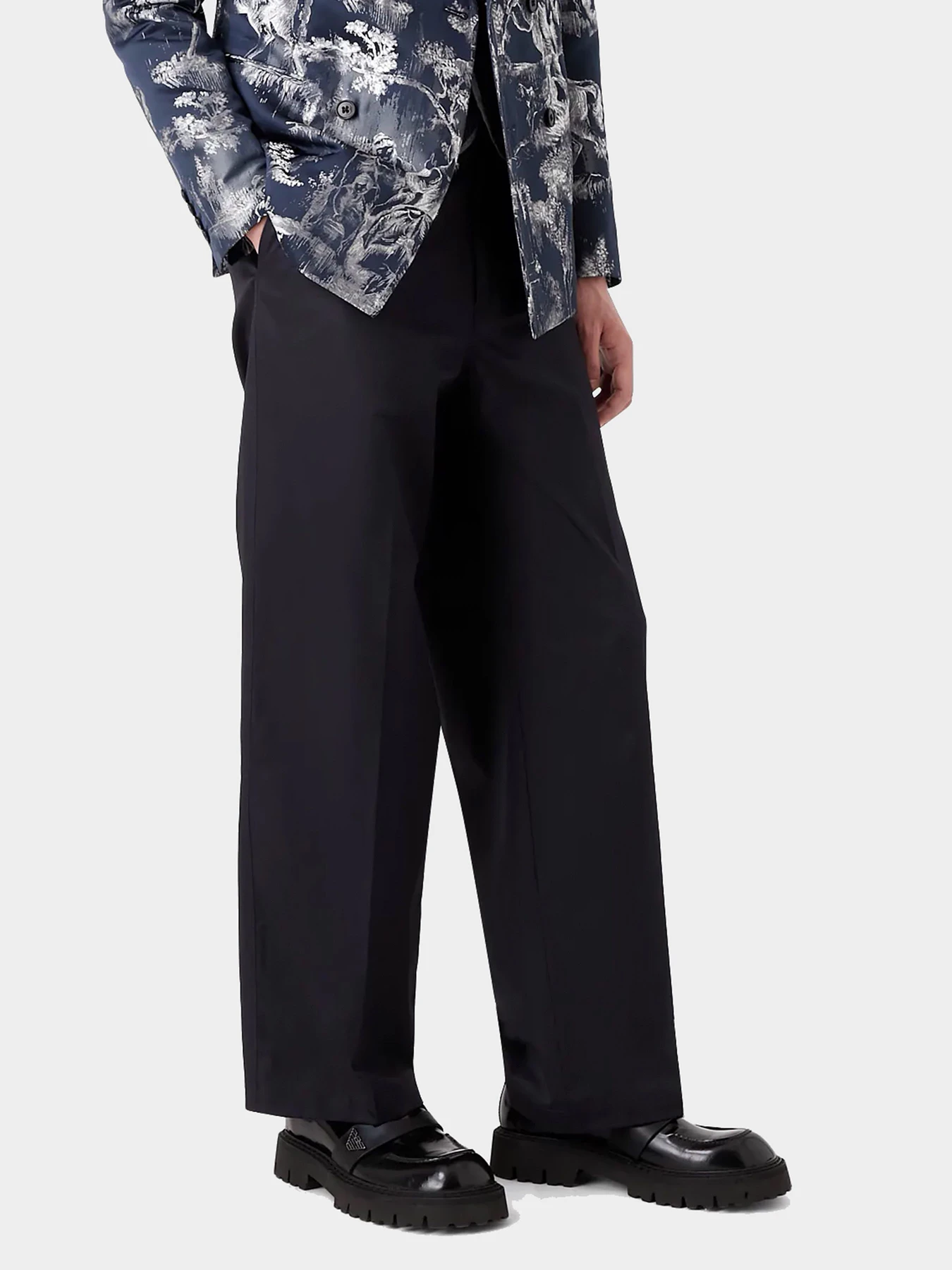 Брюки Emporio Armani модель 3R1PF2-1NTXZ-0920 Брюки Emporio Armani модель 3R1PF2-1NTXZ-0920 Фото