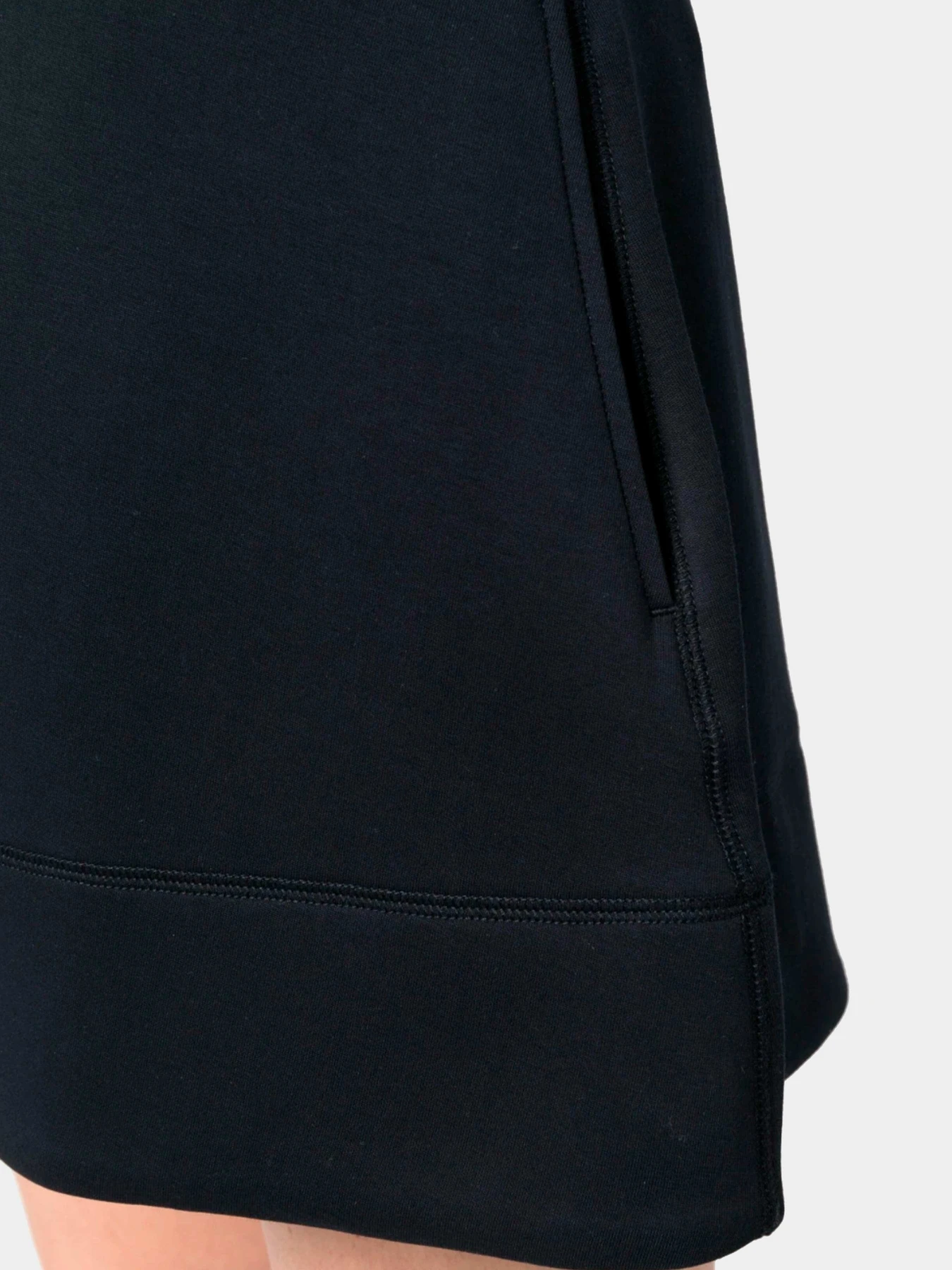 Шорты Emporio Armani модель 3R2P6C-1JHSZ-0926 Шорты Emporio Armani модель 3R2P6C-1JHSZ-0926 Фото