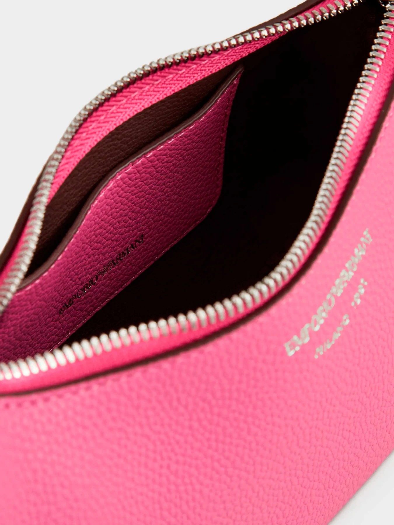 Сумки Emporio Armani модель Y3H293-YFO5E-88308 Фото
