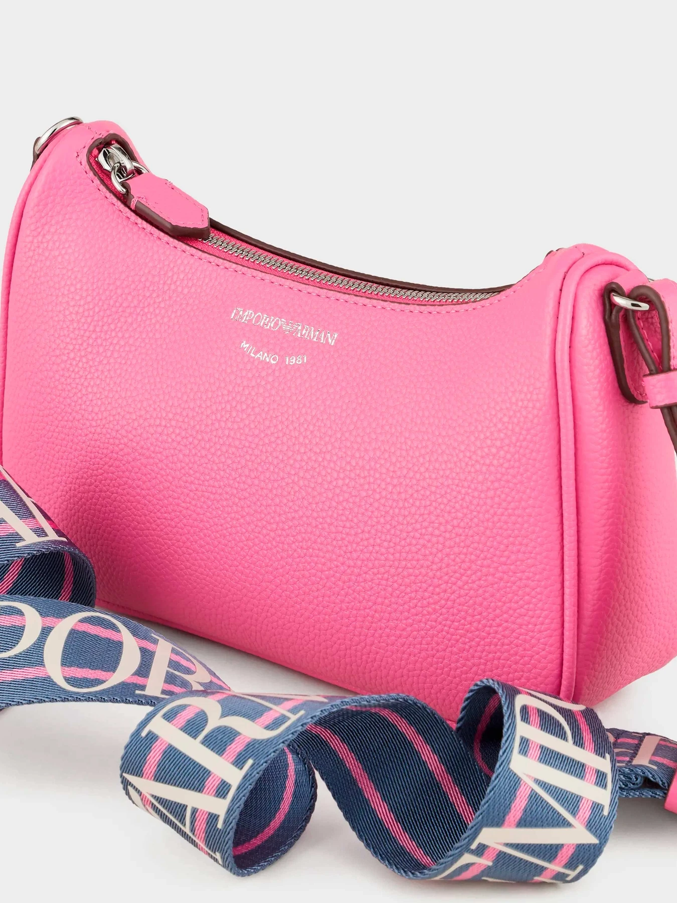 Сумки Emporio Armani модель Y3H293-YFO5E-88308 Фото
