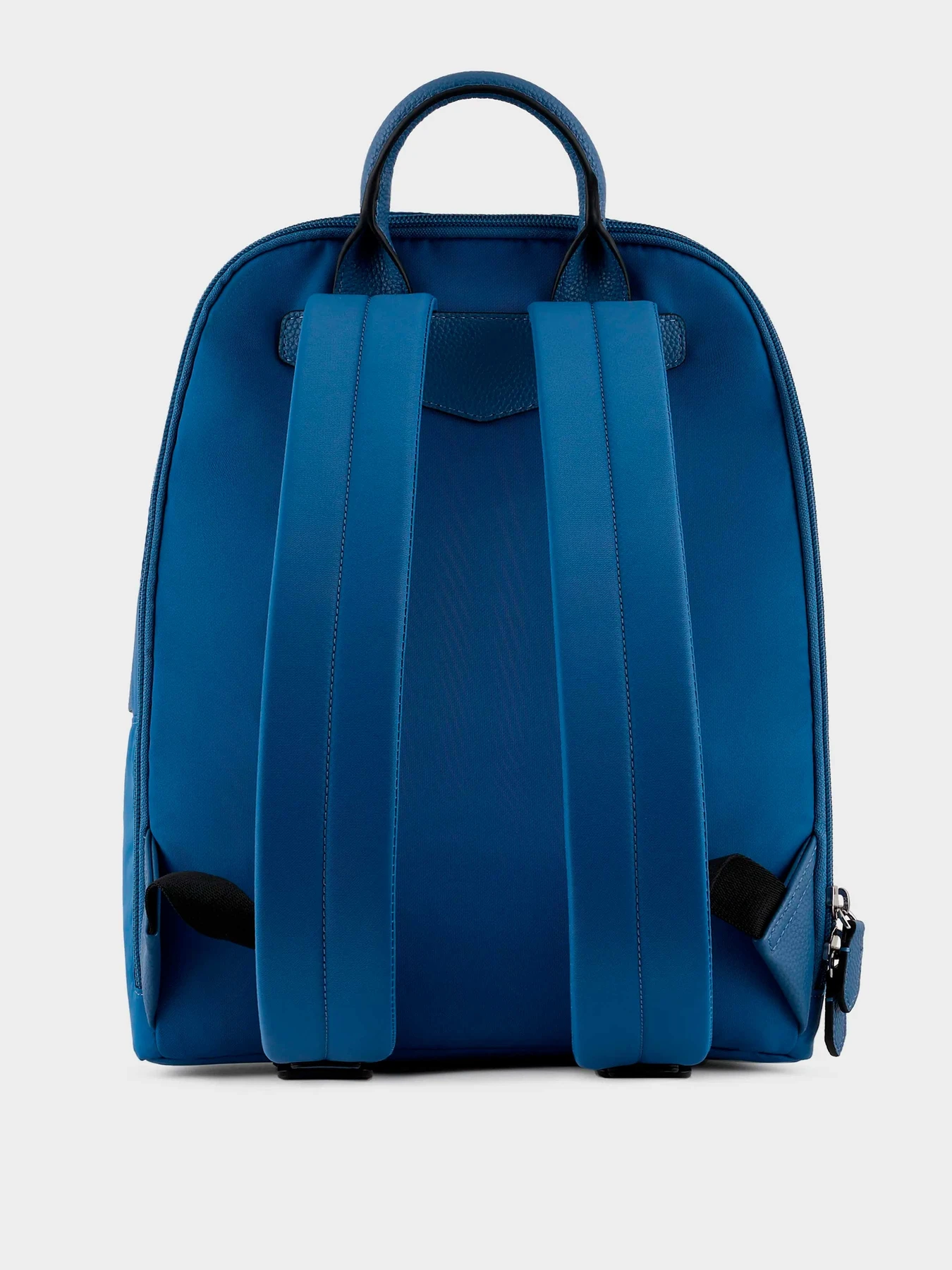 Рюкзаки Emporio Armani модель Y3L111-YVL7E-80214 Рюкзаки Emporio Armani модель Y3L111-YVL7E-80214 Фото