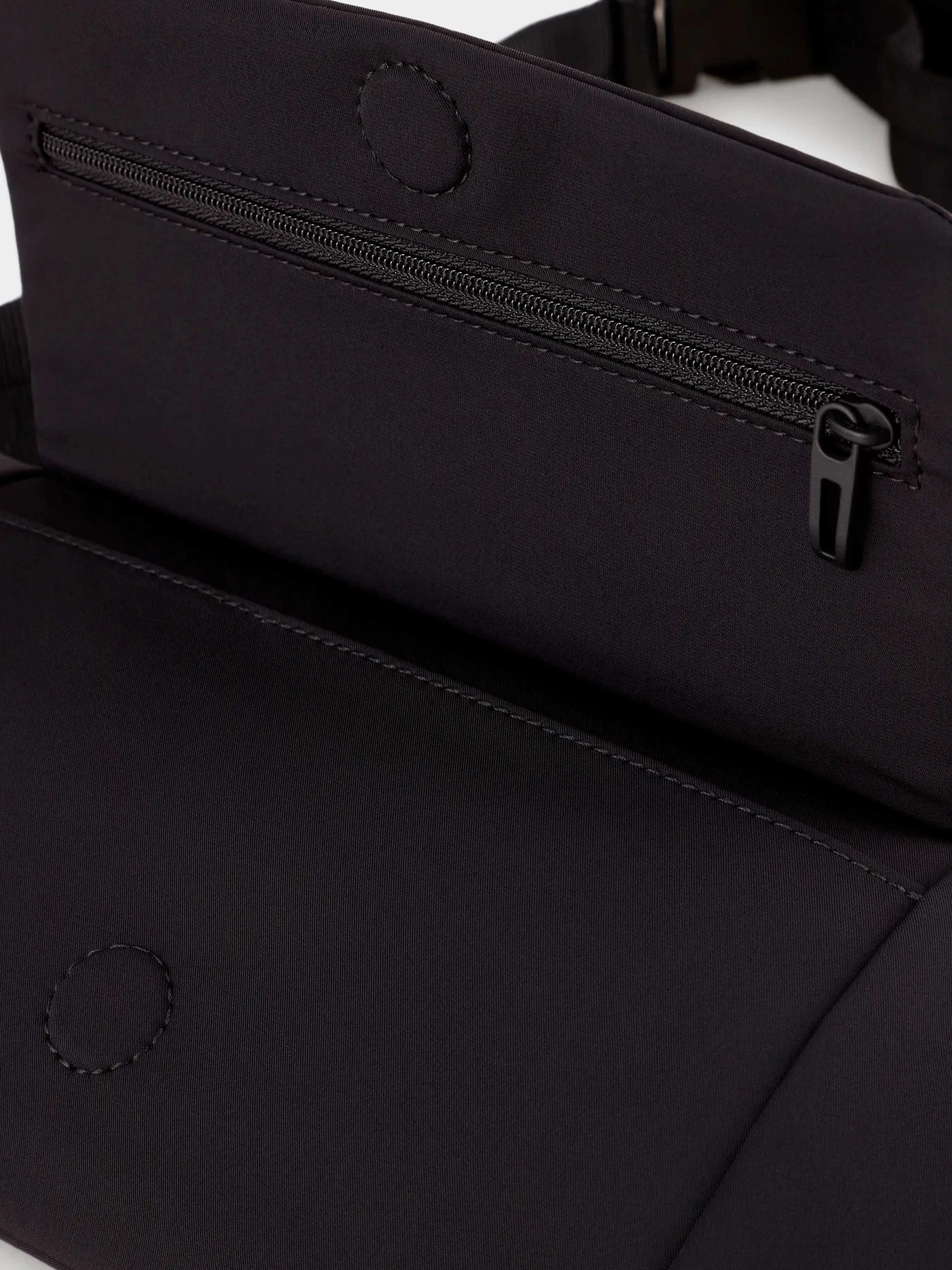 Сумки Emporio Armani модель Y4O361-Y104V-84084 Сумки Emporio Armani модель Y4O361-Y104V-84084 Фото