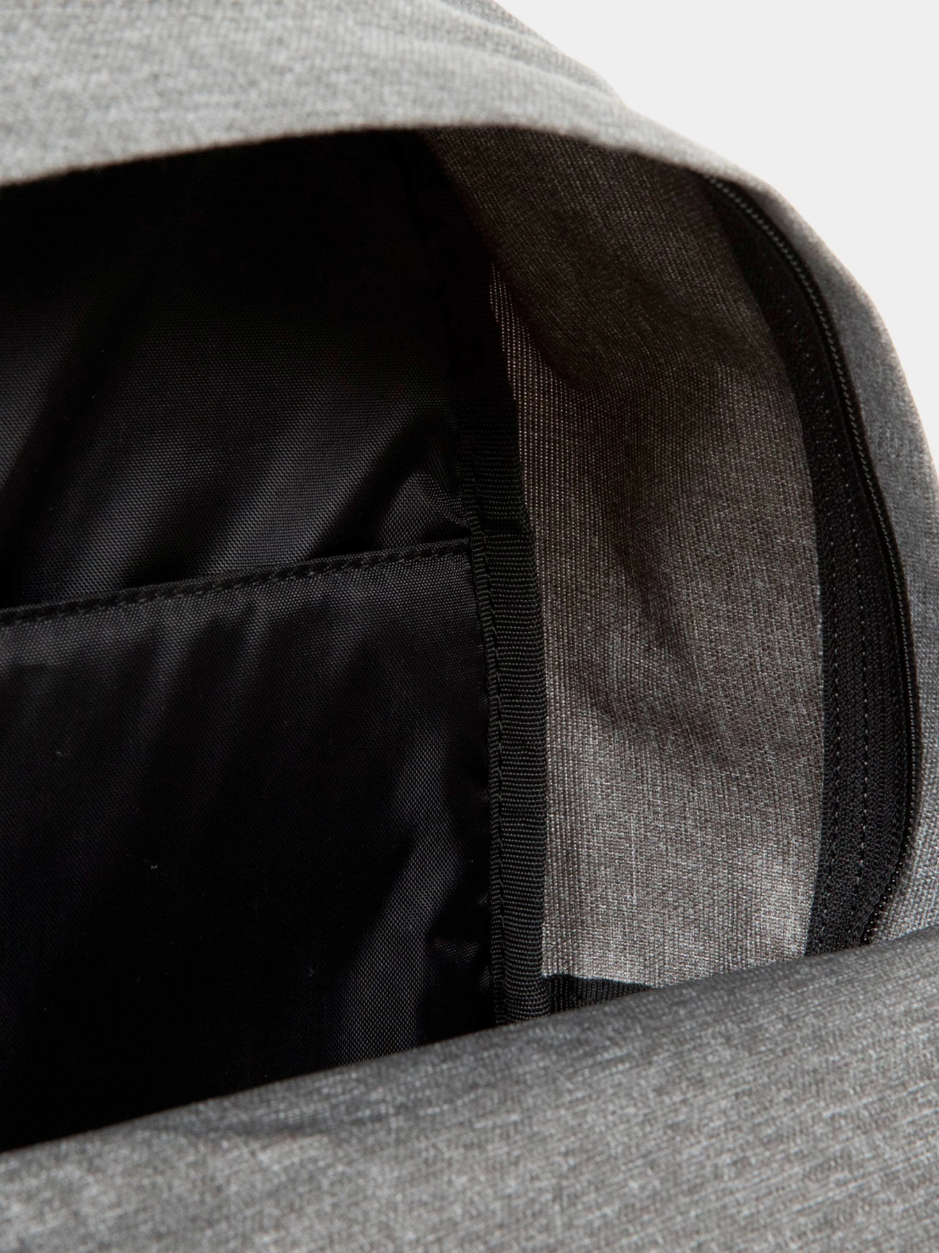 Рюкзаки EastPak модель EK0A5B743631 Рюкзаки EastPak модель EK0A5B743631 Фото