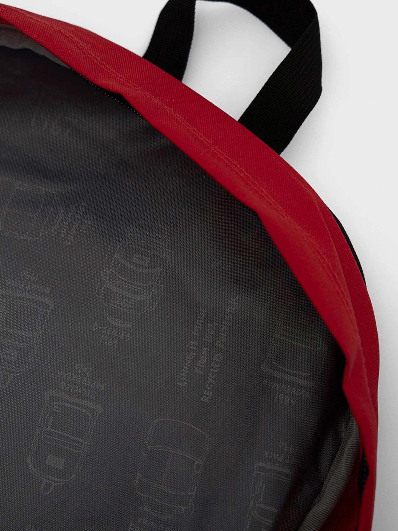 Рюкзаки JanSport модель EK0A5BAHN581 Рюкзаки JanSport модель EK0A5BAHN581 Фото