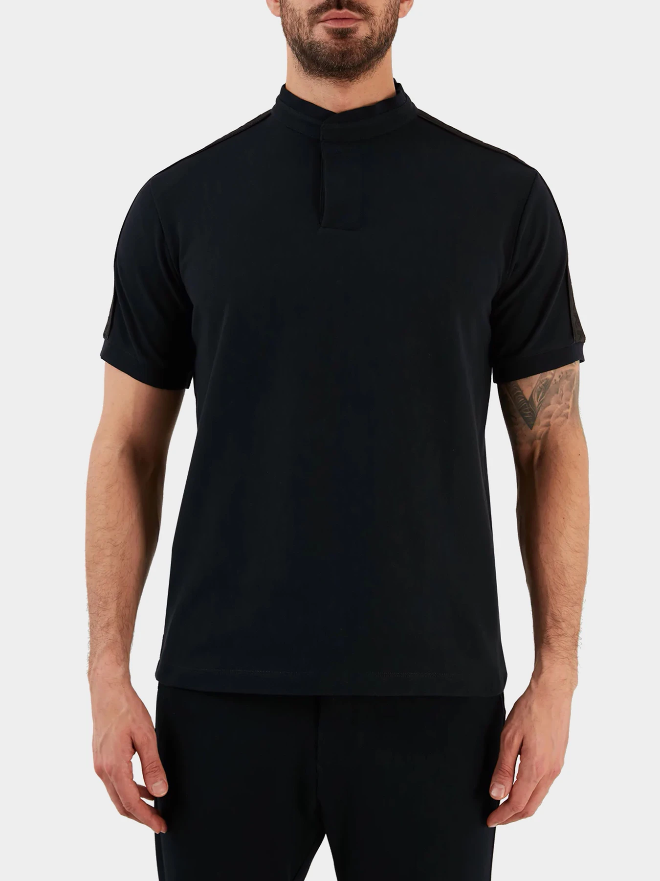 Футболки и поло Emporio Armani модель 3R1FG2-1JCYZ-0920 Фото