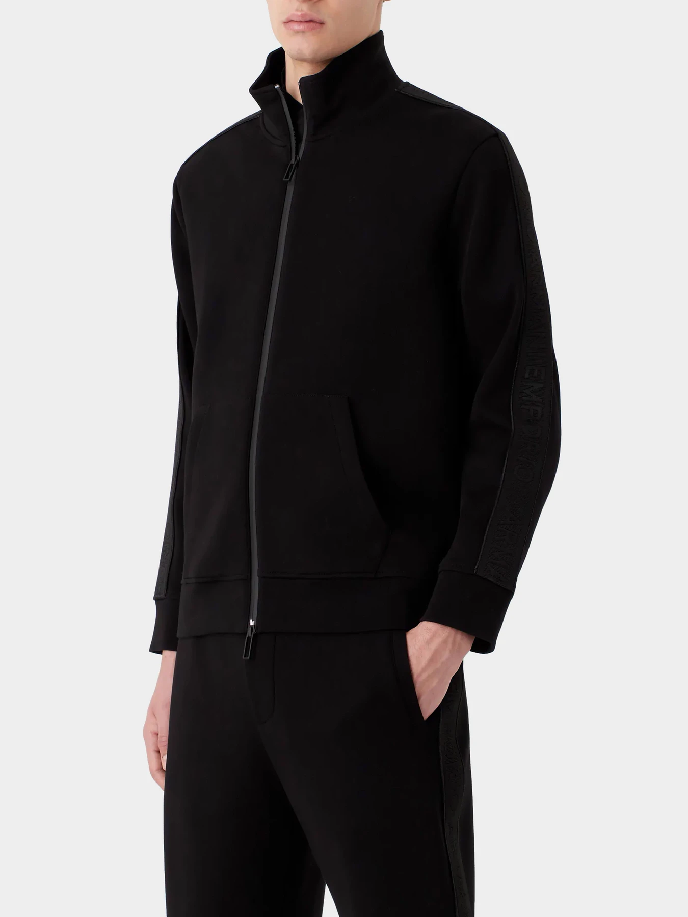 Худи и свитшоты Emporio Armani модель 3R1MBA-1JHSZ-0999 Фото