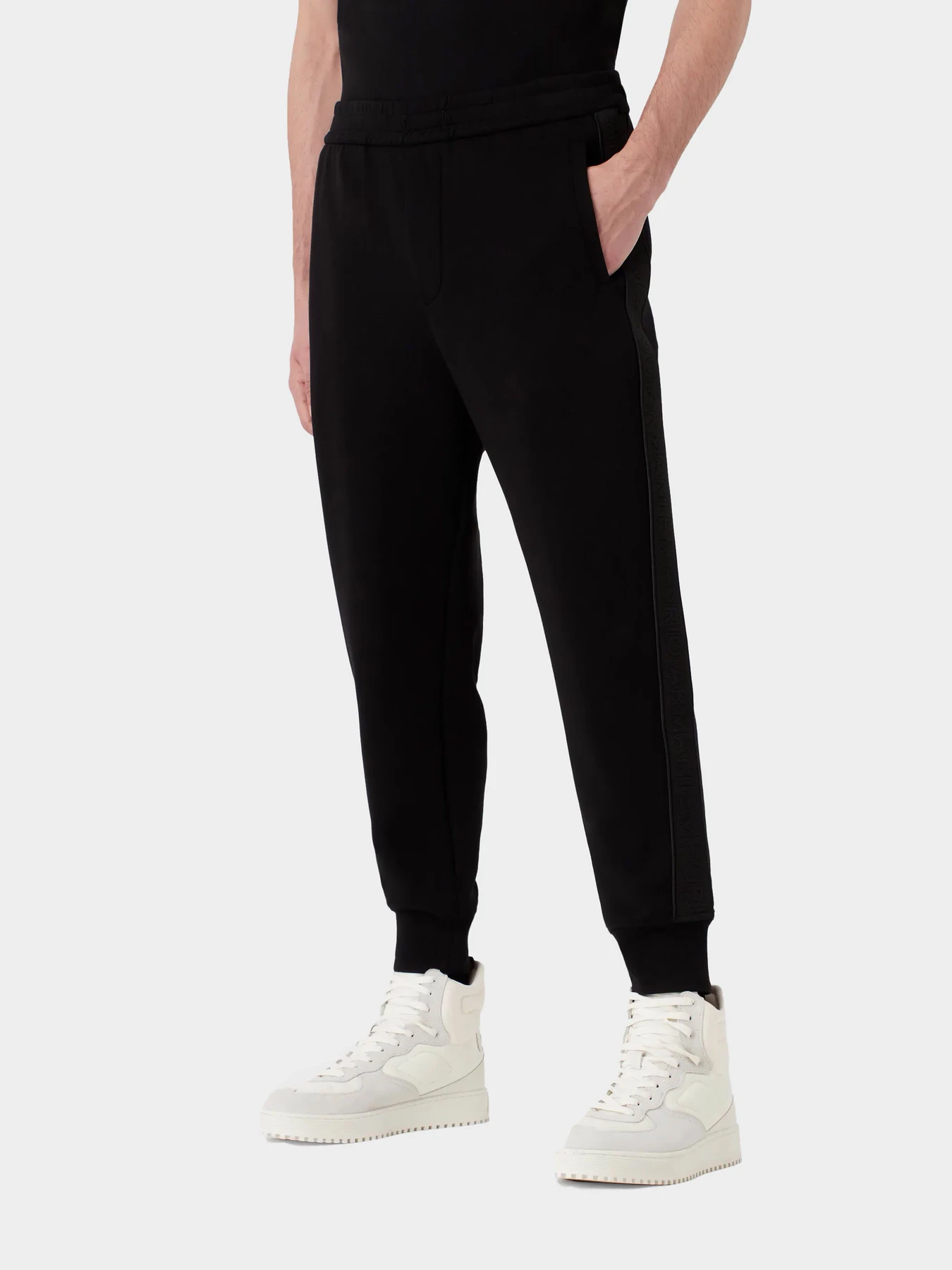 Брюки Emporio Armani модель 3R1PCG-1JHSZ-0999 Фото