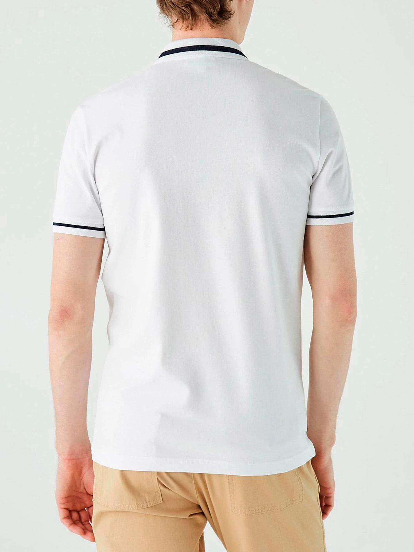 Футболки и поло Lacoste модель PH023636B Футболки и поло Lacoste модель PH023636B Фото