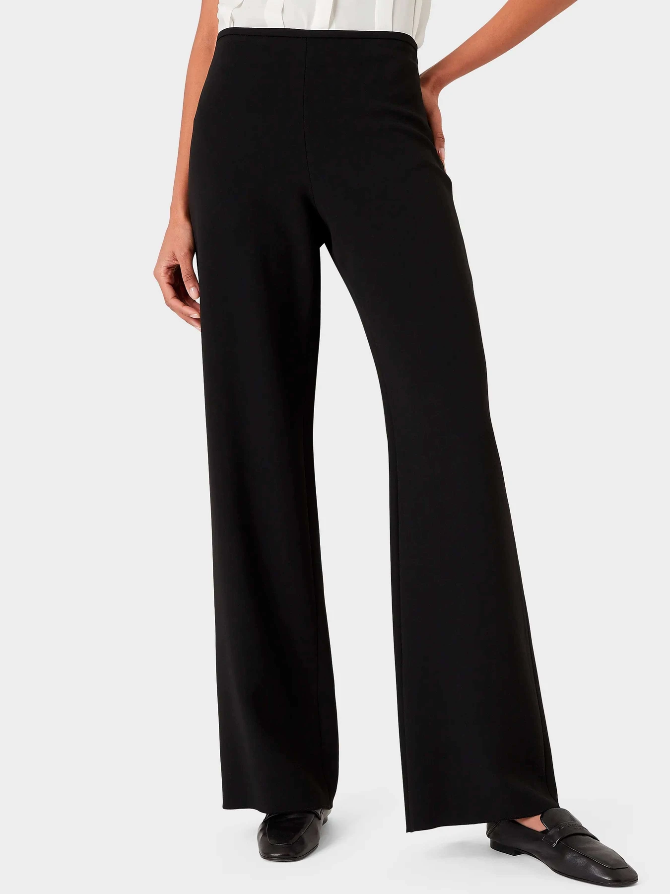 Брюки Emporio Armani модель 0NP01T-02013-999 Брюки Emporio Armani модель 0NP01T-02013-999 Фото