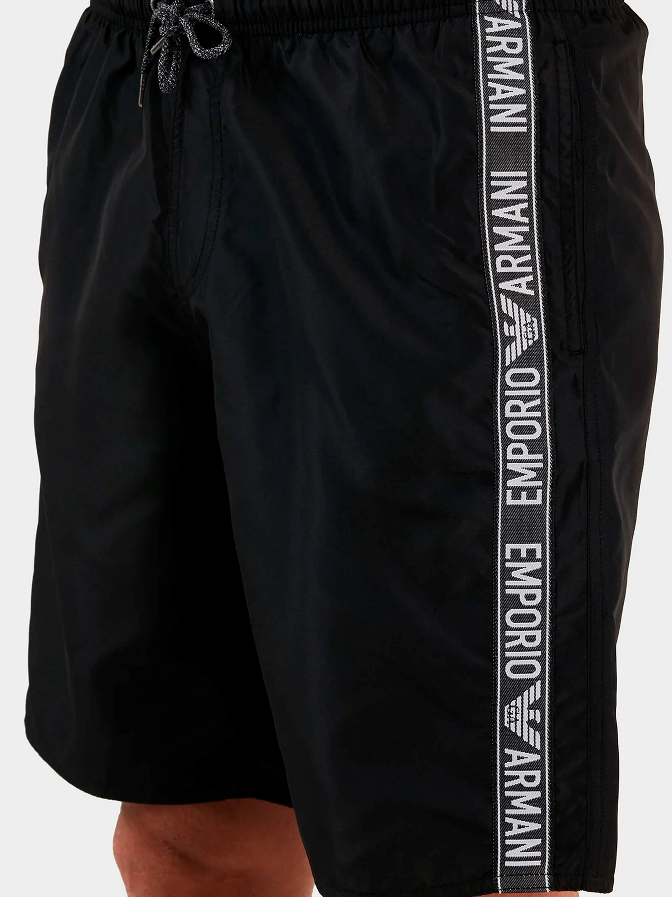Одежда для пляжа Emporio Armani модель 211753-3R443-00020 Одежда для пляжа Emporio Armani модель 211753-3R443-00020 Фото