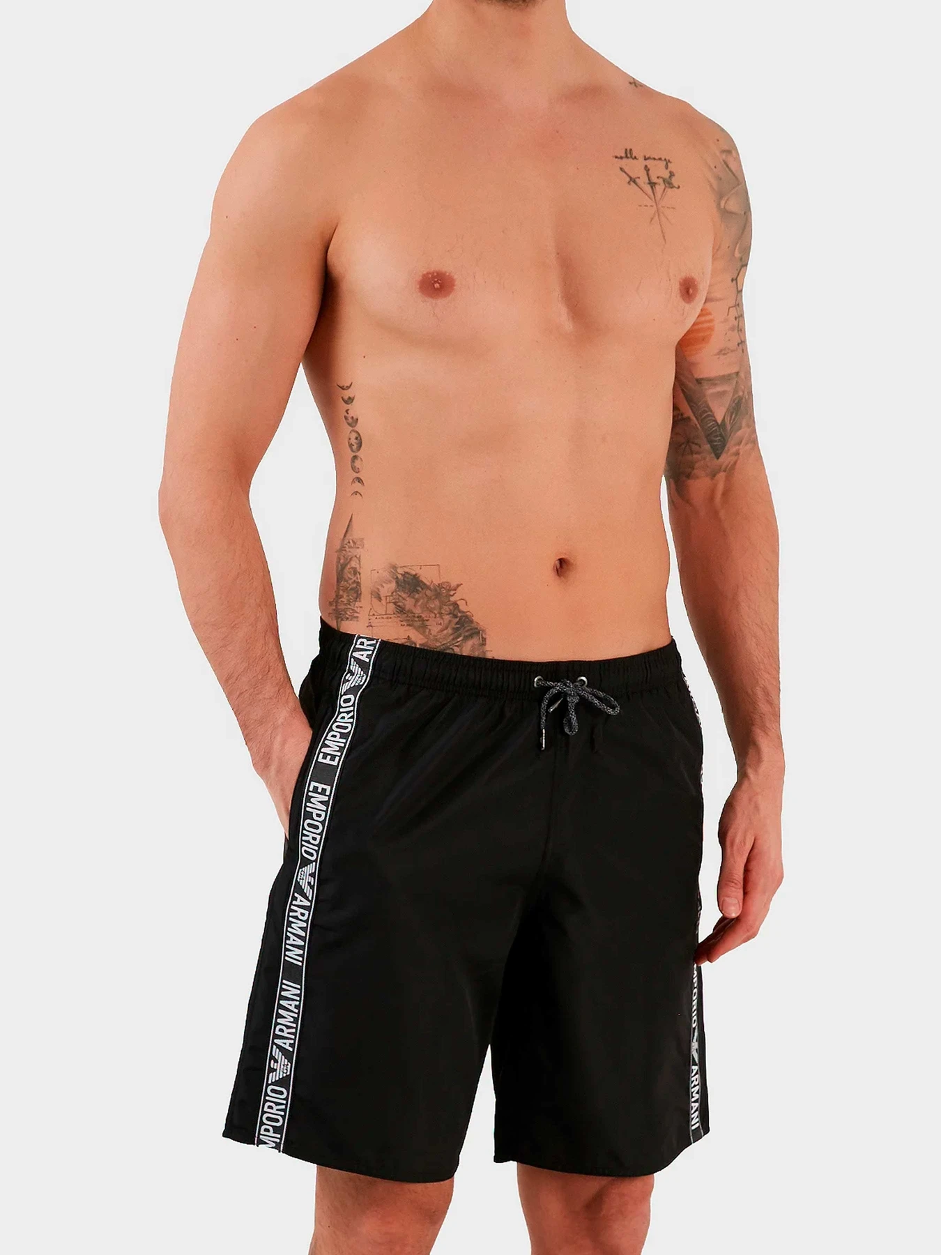 Одежда для пляжа Emporio Armani модель 211753-3R443-00020 Одежда для пляжа Emporio Armani модель 211753-3R443-00020 Фото