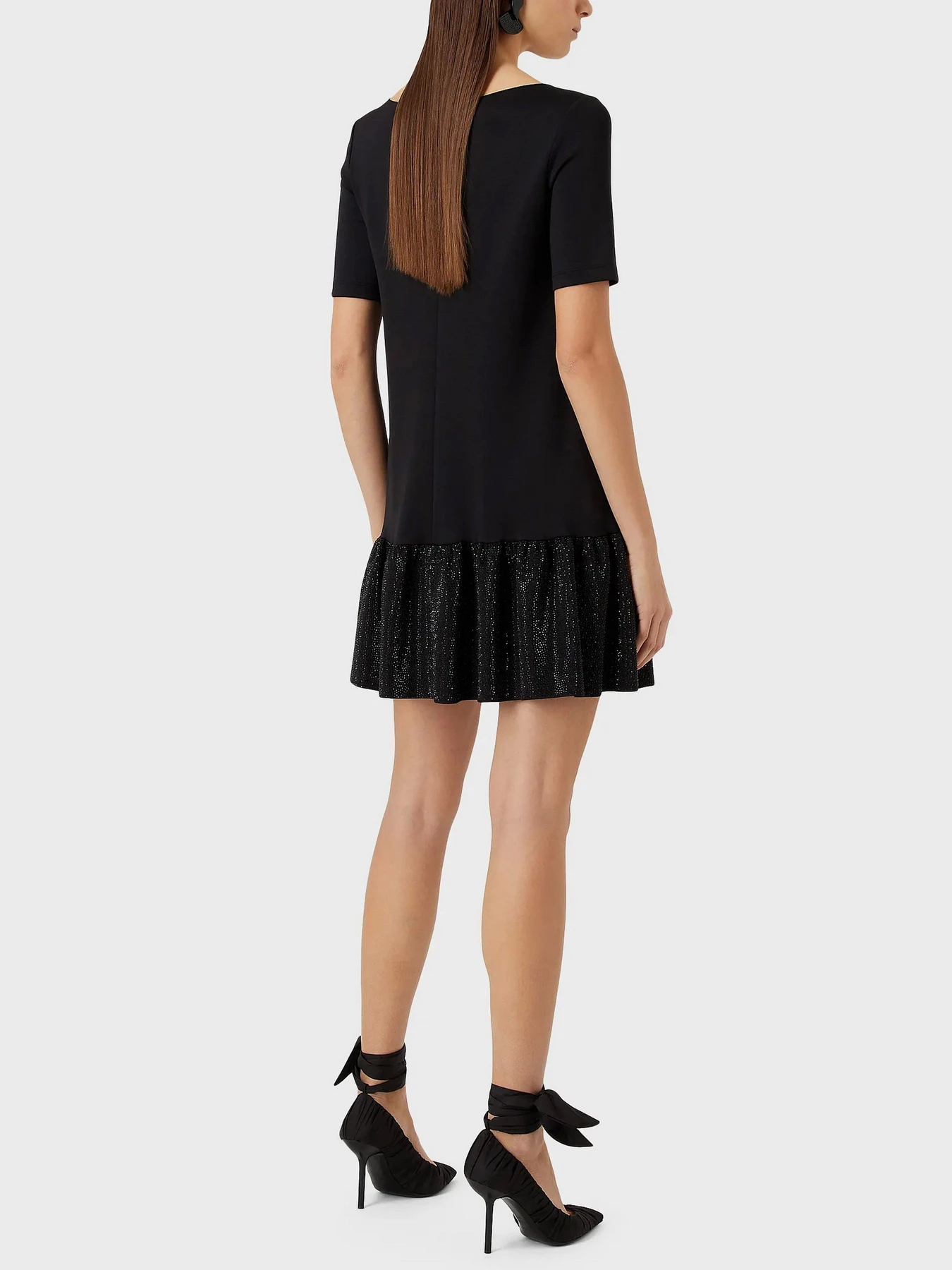 Платья Emporio Armani модель 3R2A7H-2JVLZ-0999 Платья Emporio Armani модель 3R2A7H-2JVLZ-0999 Фото