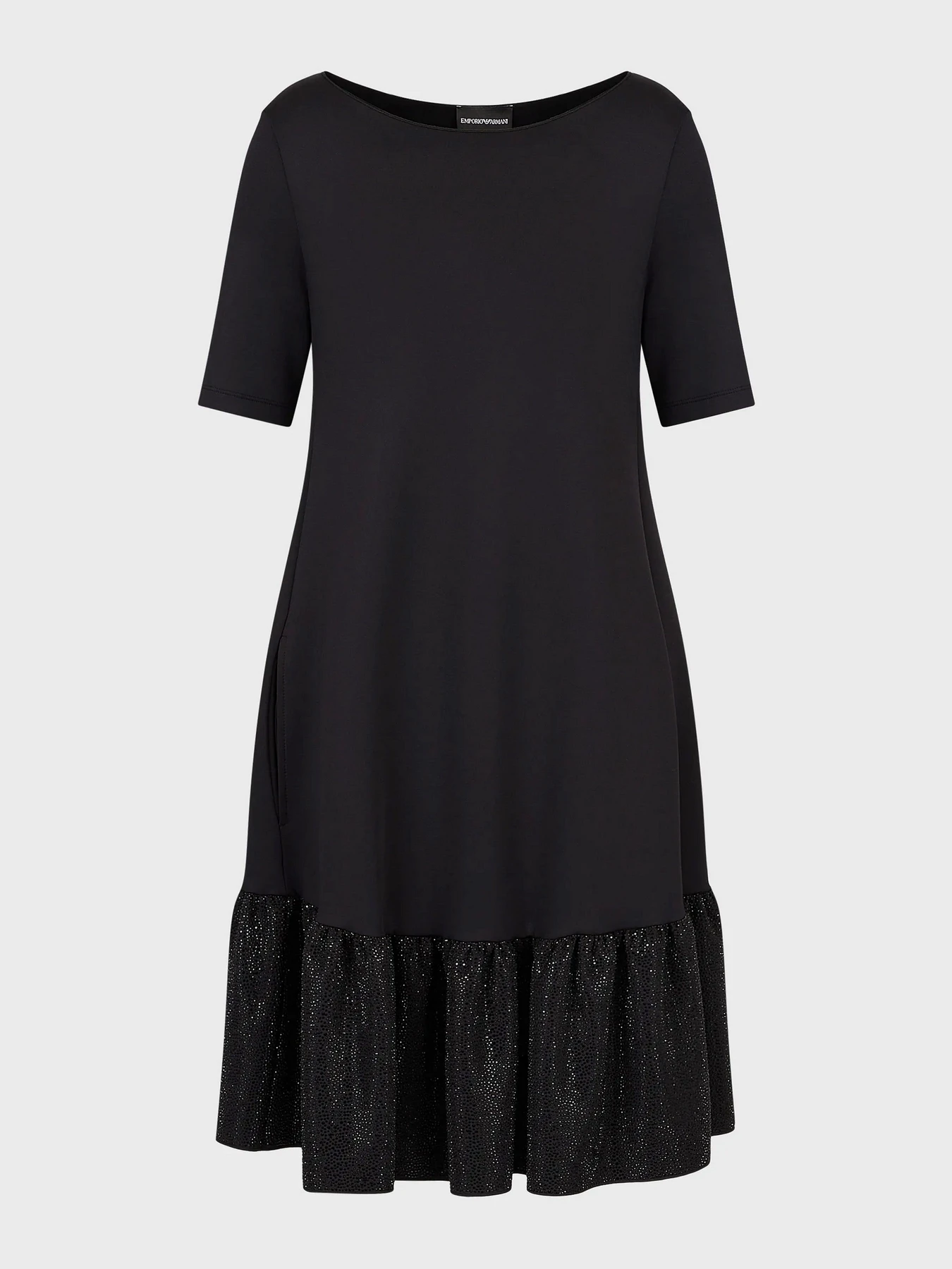 Платья Emporio Armani модель 3R2A7H-2JVLZ-0999 Платья Emporio Armani модель 3R2A7H-2JVLZ-0999 Фото