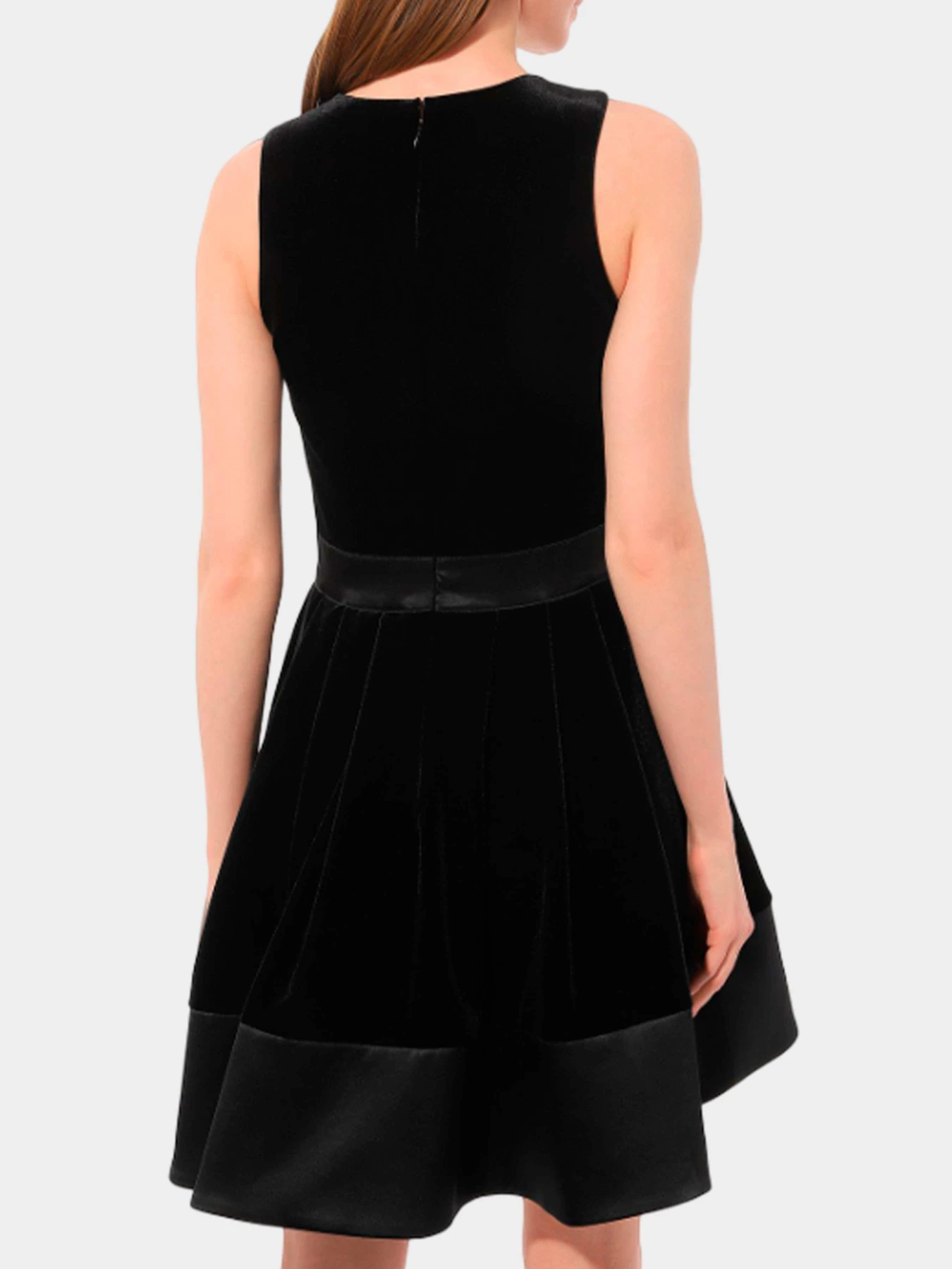 Платья Emporio Armani модель 3R2A8A-2JW4Z-0999 Платья Emporio Armani модель 3R2A8A-2JW4Z-0999 Фото
