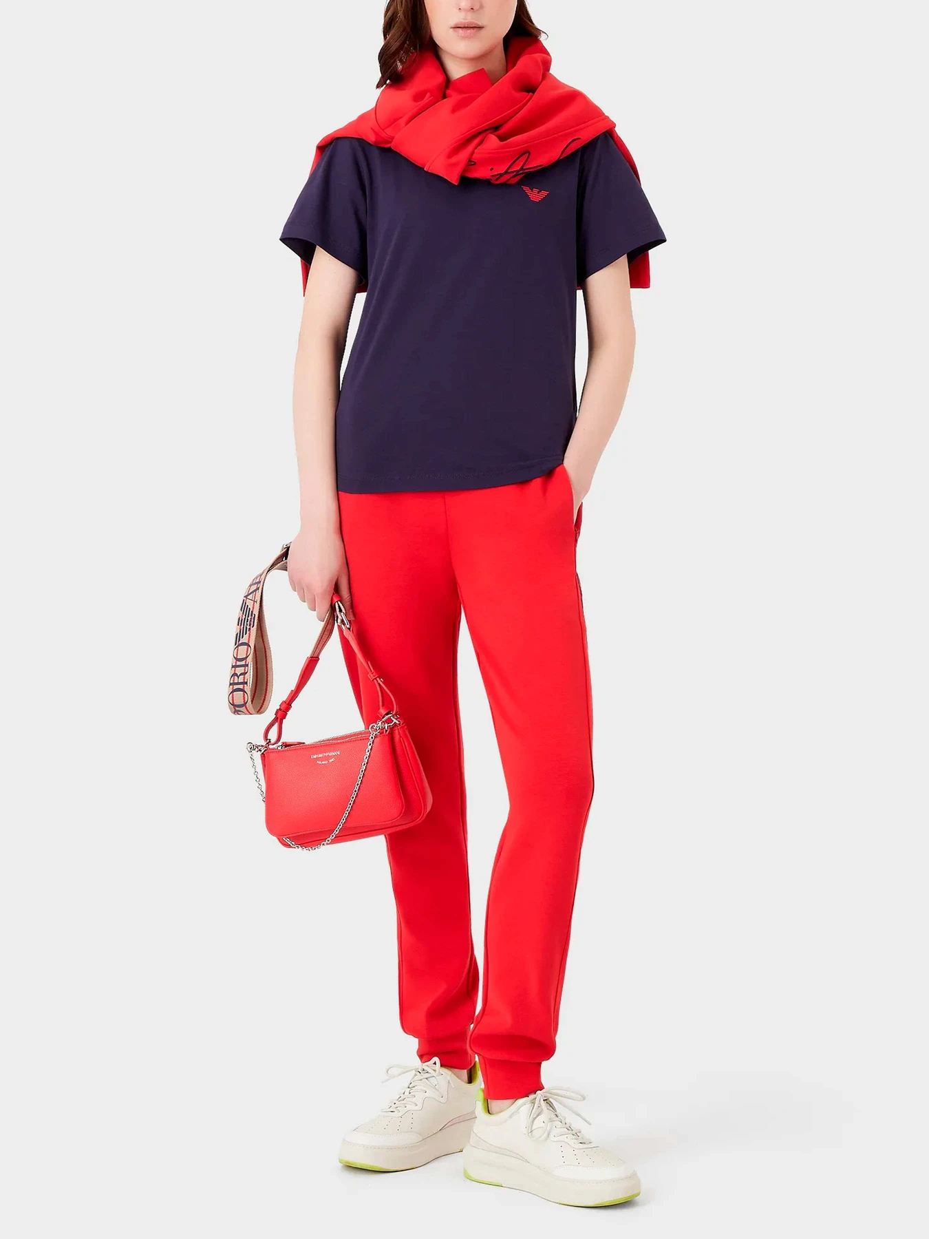 Брюки Emporio Armani модель 3R2P7A-2JVKZ-0335 Брюки Emporio Armani модель 3R2P7A-2JVKZ-0335 Фото