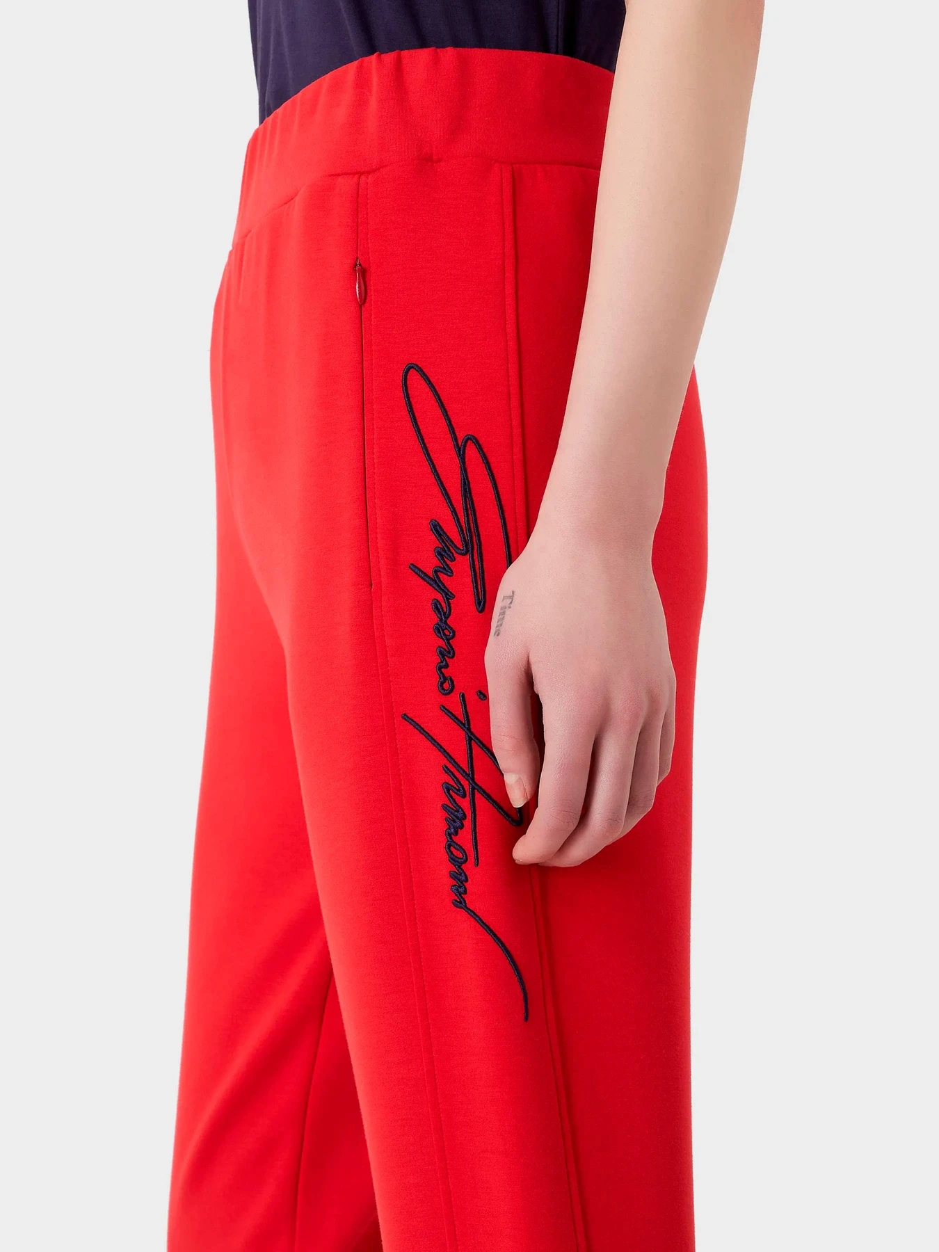 Брюки Emporio Armani модель 3R2P7A-2JVKZ-0335 Брюки Emporio Armani модель 3R2P7A-2JVKZ-0335 Фото