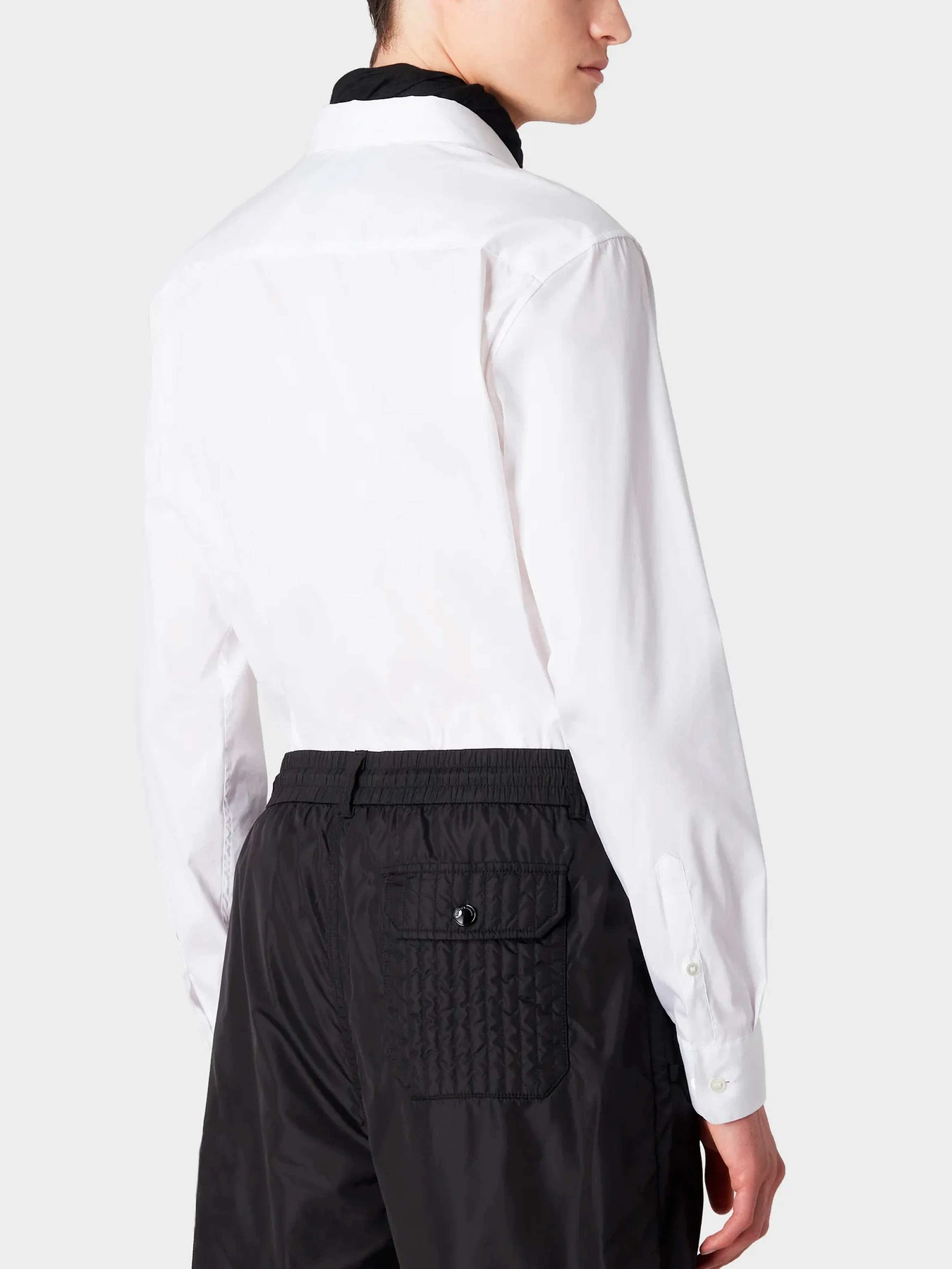 Рубашки Emporio Armani модель 8N1C09-1NI9Z-0100 Рубашки Emporio Armani модель 8N1C09-1NI9Z-0100 Фото