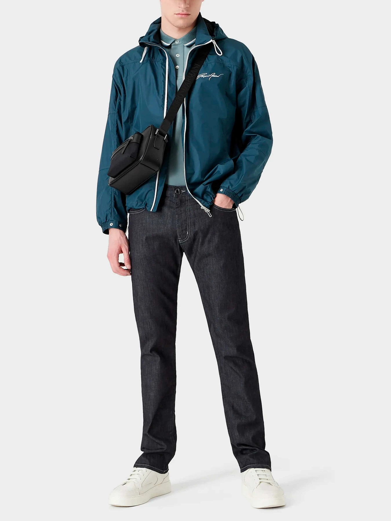 Джинсы Emporio Armani модель 8N1J45-1D85Z-0941 Джинсы Emporio Armani модель 8N1J45-1D85Z-0941 Фото