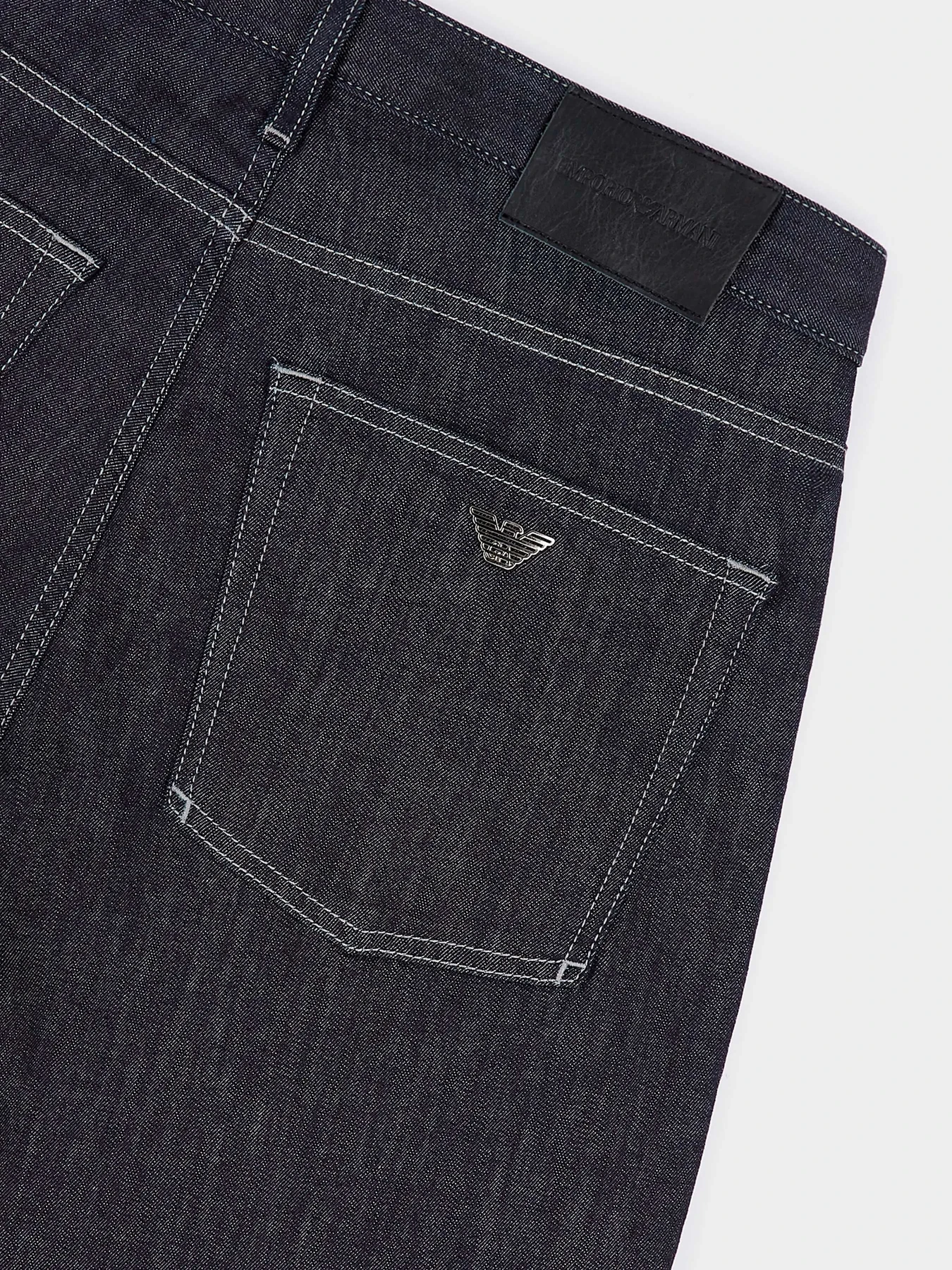 Джинсы Emporio Armani модель 8N1J45-1D85Z-0941 Джинсы Emporio Armani модель 8N1J45-1D85Z-0941 Фото