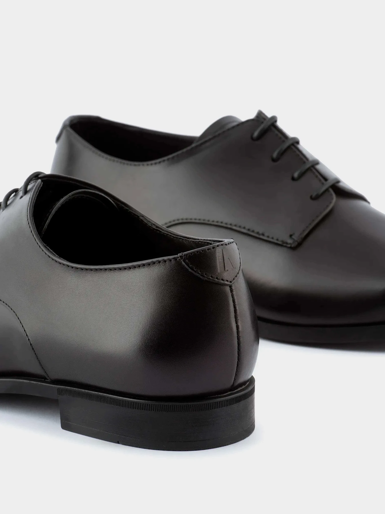 Туфли и лоферы Emporio Armani модель X4C587-XF312-00002 Фото