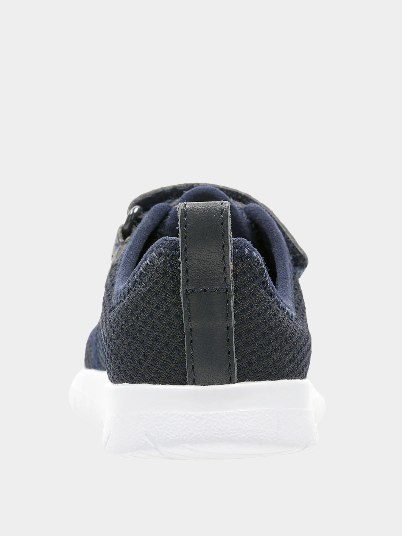 Кроссовки Clarks модель 26141269 Кроссовки Clarks модель 26141269 Фото