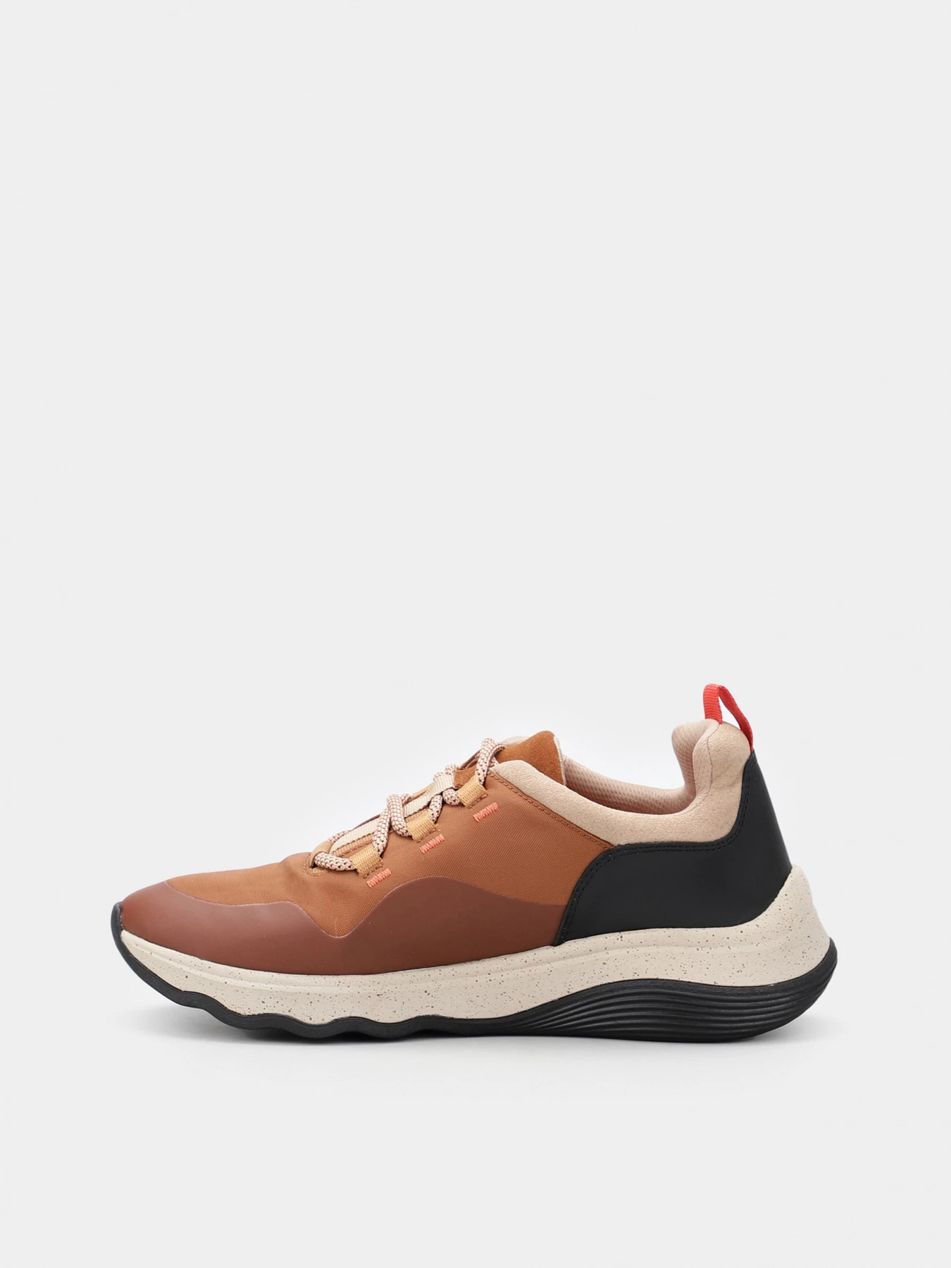 Кроссовки Clarks модель 26168966 Кроссовки Clarks модель 26168966 Фото