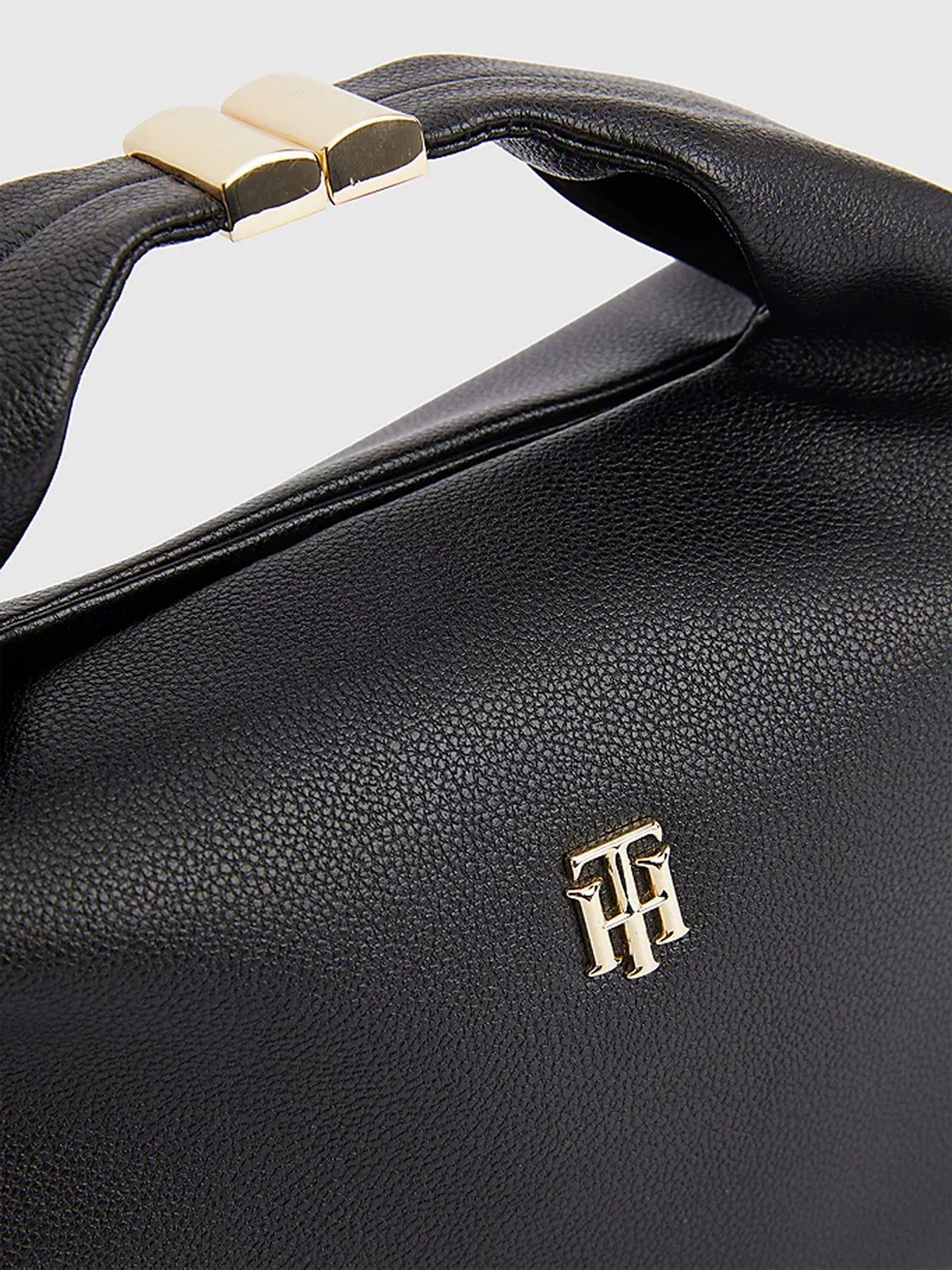 Сумки Tommy Hilfiger модель AW0AW13184-BDS Сумки Tommy Hilfiger модель AW0AW13184-BDS Фото
