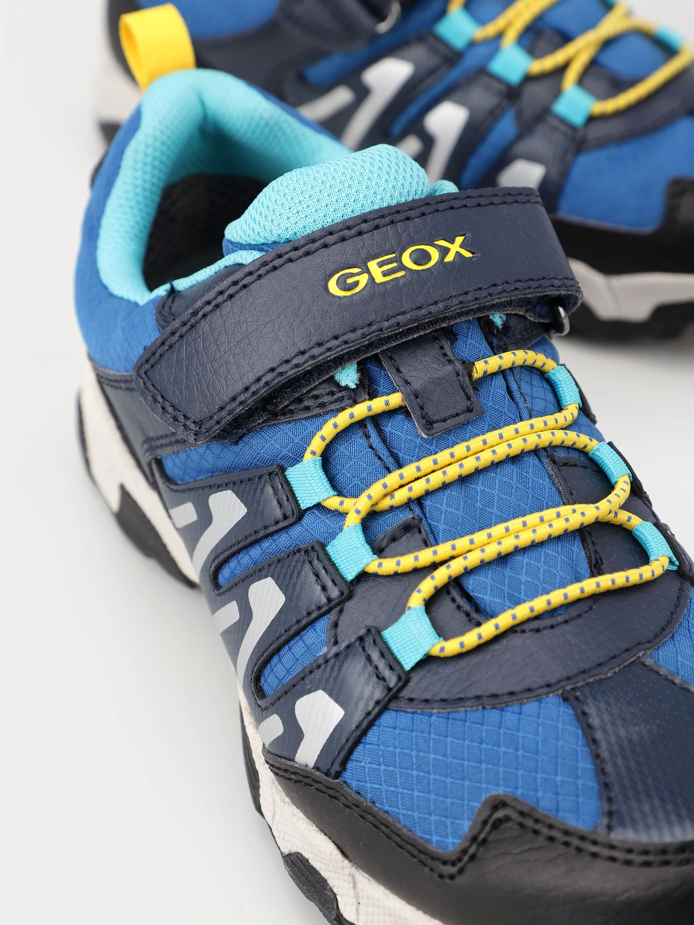 Кроссовки Geox модель J263ZB-0FUCE-C4227 Кроссовки Geox модель J263ZB-0FUCE-C4227 Фото