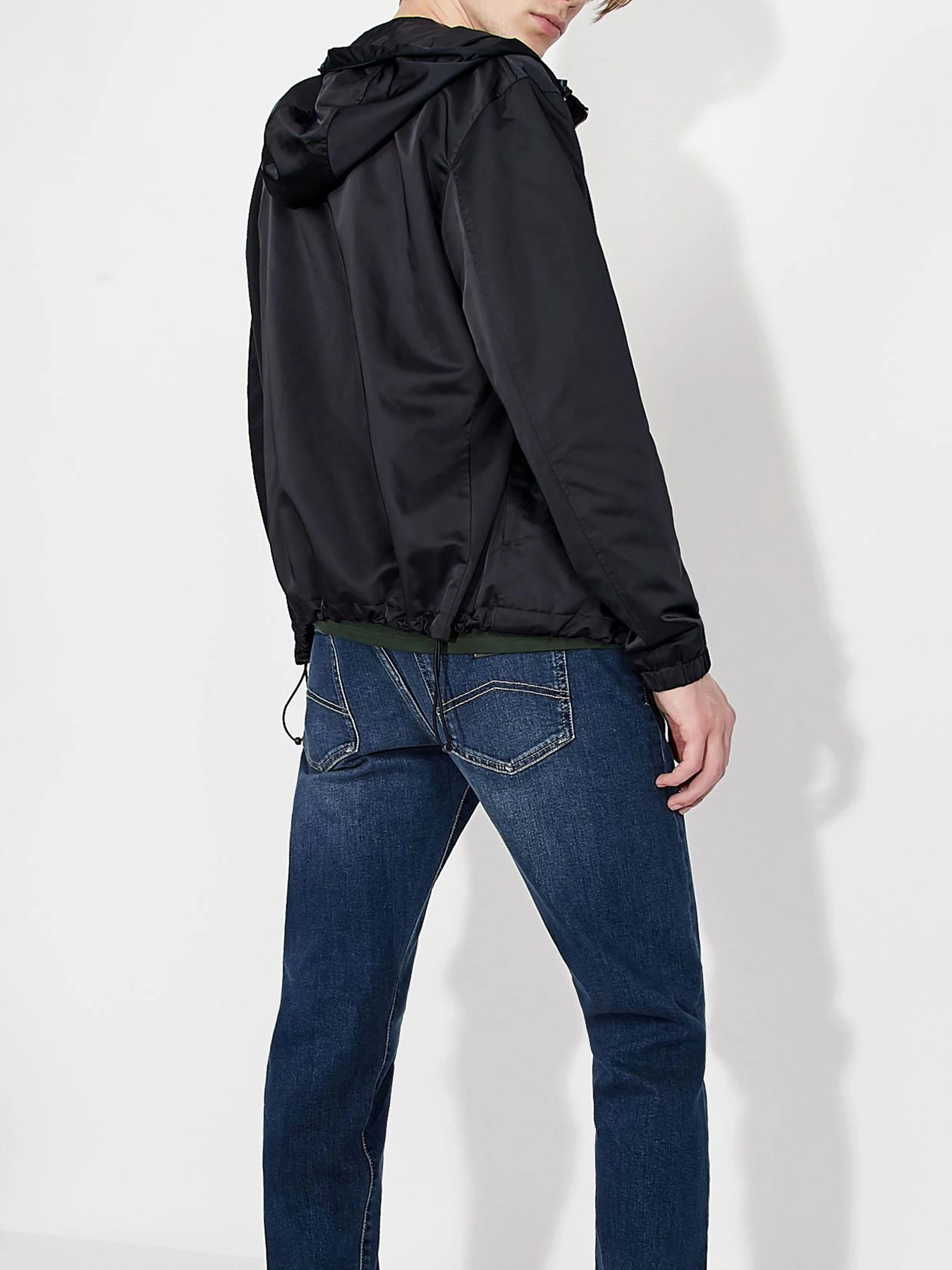 Джинсы Armani Exchange модель 8NZJ13-Z3SAZ-1500 Джинсы Armani Exchange модель 8NZJ13-Z3SAZ-1500 Фото